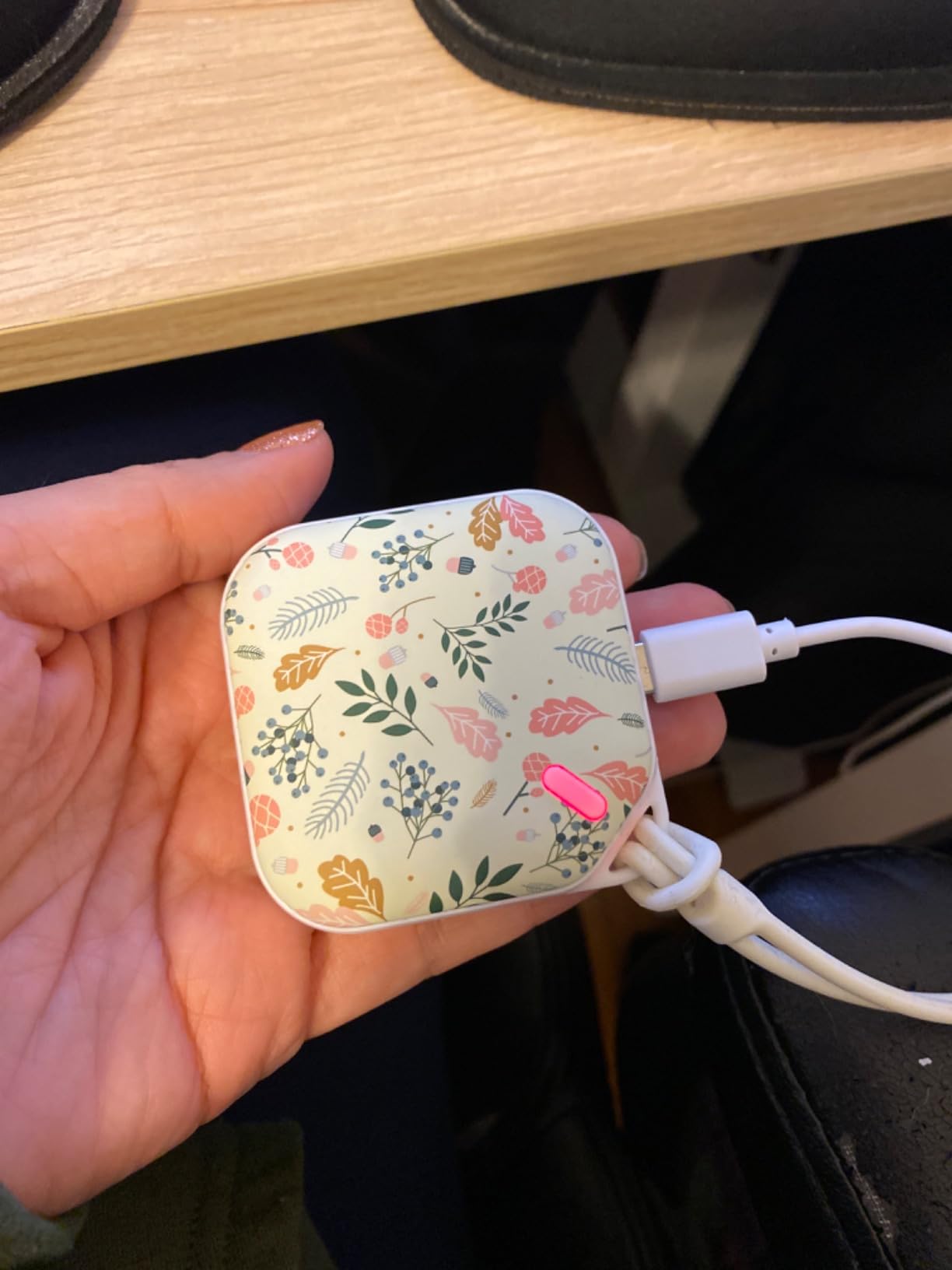 orastone Rechargeable Hand Warmer Electronic Portable Hand Warmer (Fast Warming Up, Double-Sided Warming, Reusable) customer photo 2
