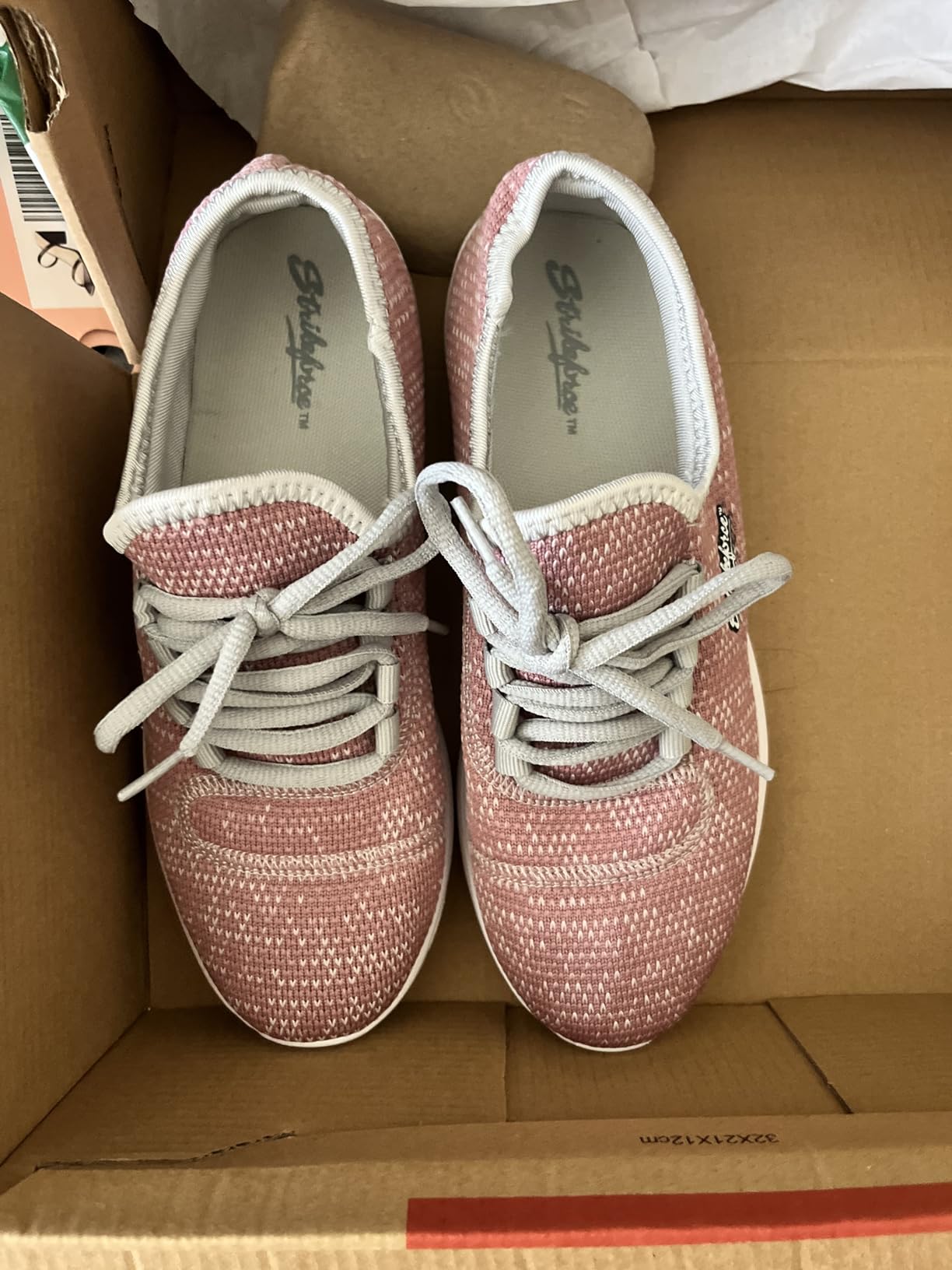 KR Strikeforce The Maui Womens Athletic Style Bowling Shoe with a #8 Slide Pad on Both Shoes for Right or Left Handed Bowlers customer photo 2