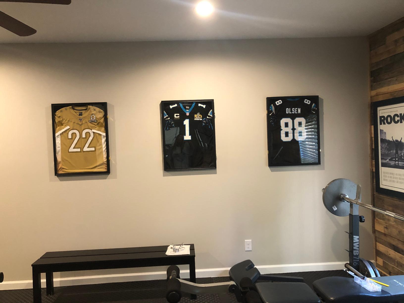 SNAIL Jersey Frame Display Case Large Lockable Frames Shadow Box with UV Protection Acrylic for Baseball Basketball Football Soccer Hockey Sport Shirt, Hanger and Wall Mount Option, Black Finish customer photo 1