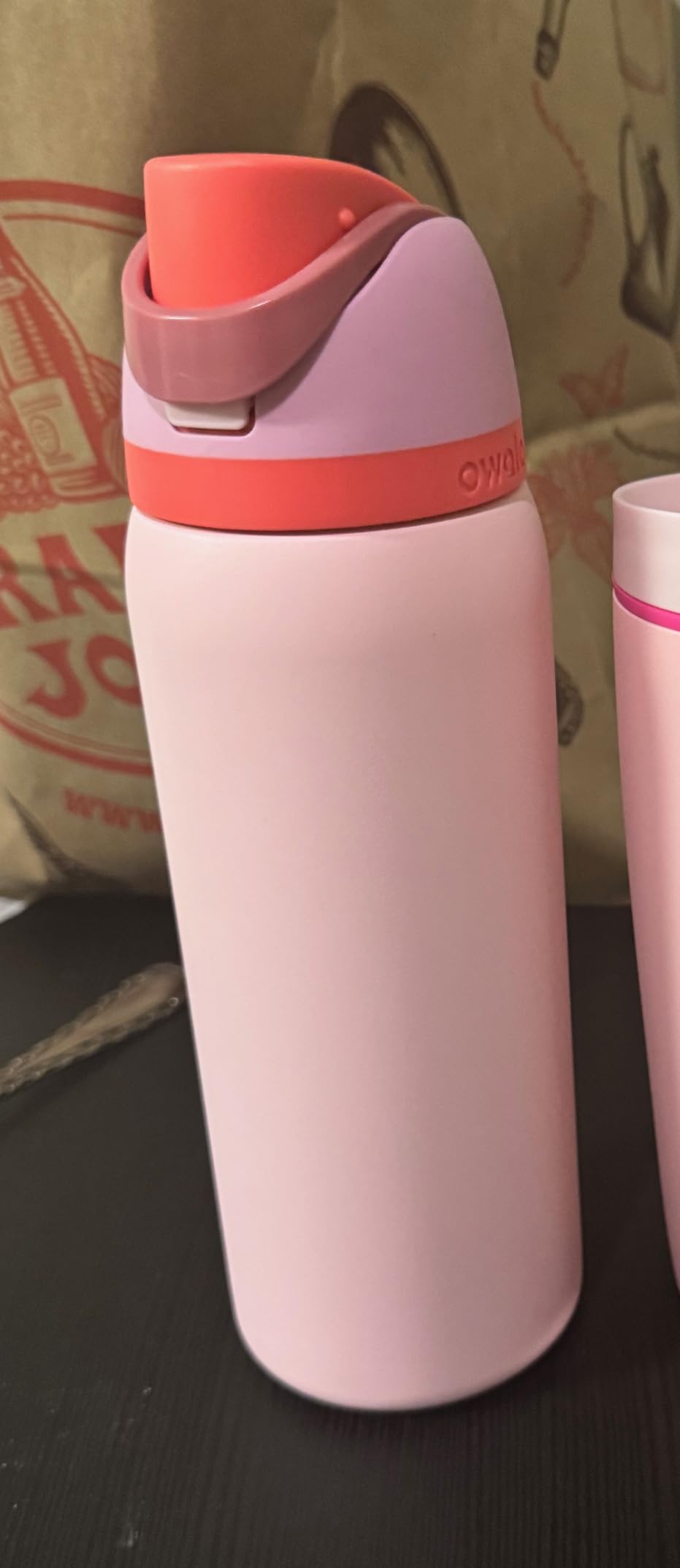 Owala FreeSip Insulated Stainless Steel Water Bottle with Straw, BPA-Free Sports Water Bottle, Great for Travel, 24 Oz, Shy Marshmallow customer photo 2