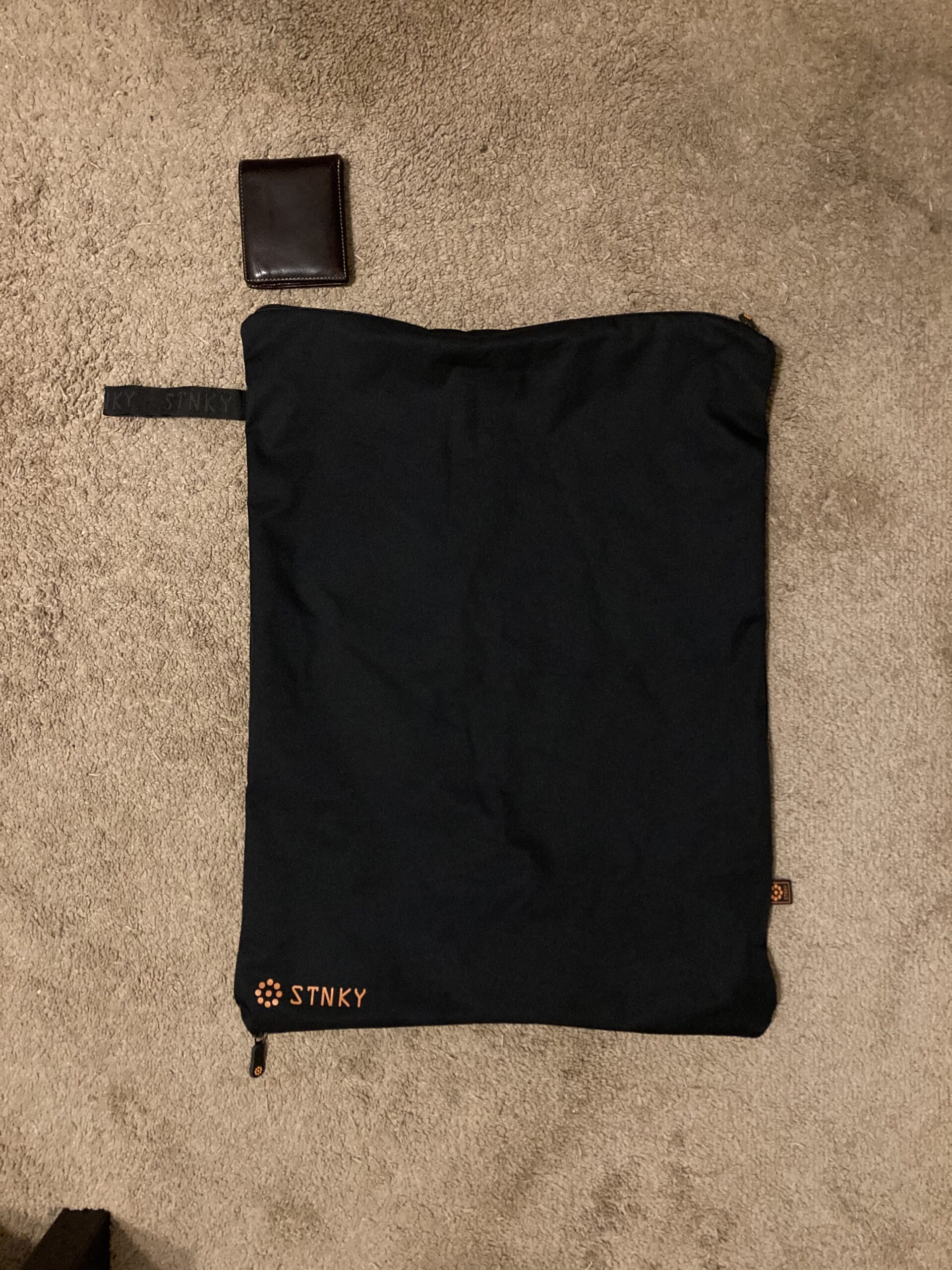 STNKY Bag Pro - Laundry Bag - Wash Bag for Health Workers, Sports, Fitness & Travel customer photo 2