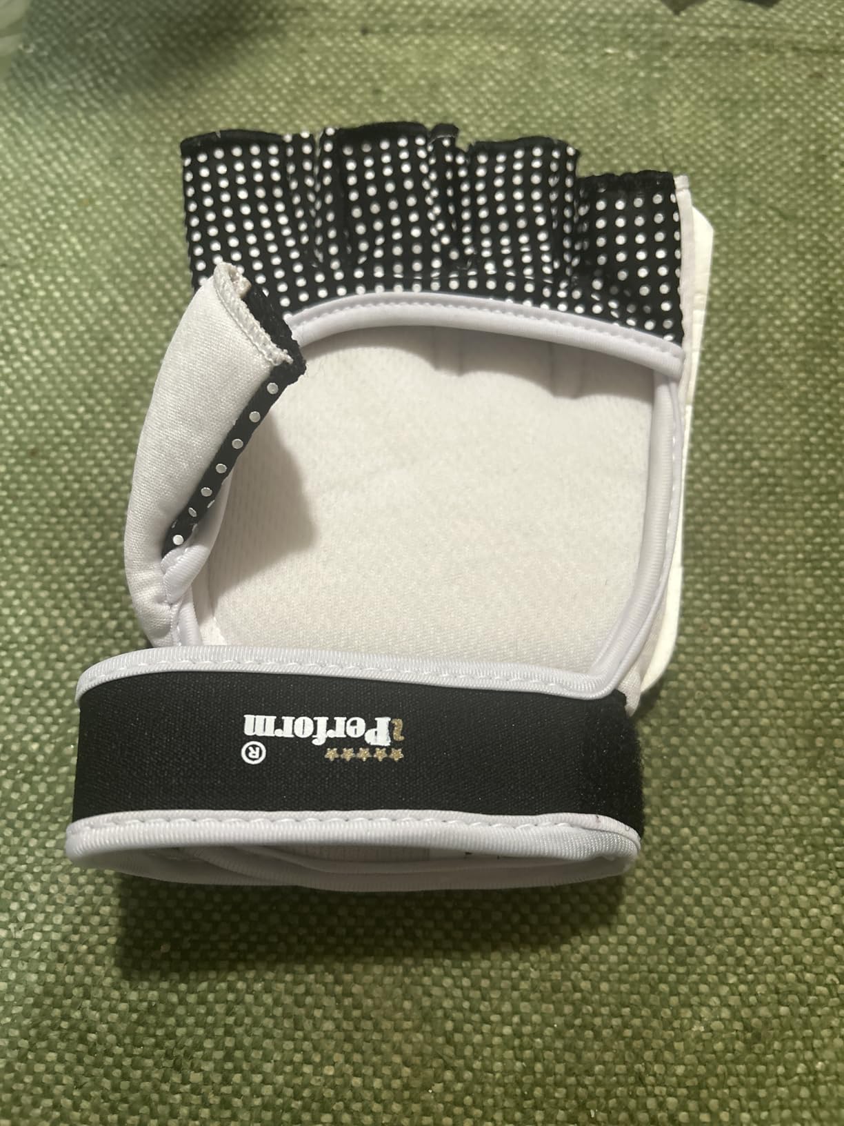 Field Hockey Glove Half Finger Left Handed Agile Available Sizes Small Medium Large customer photo 1