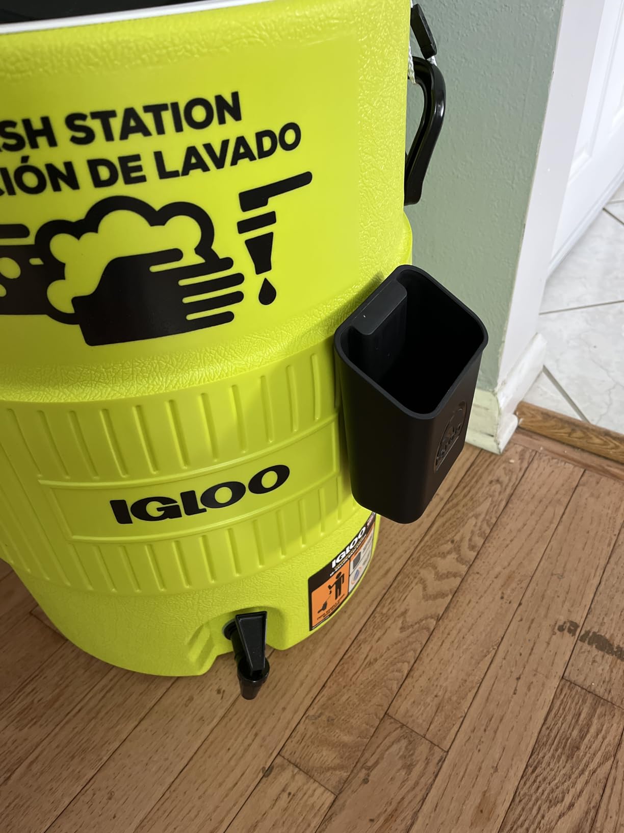 Igloo Sports Cooler | Insulated Beverage Dispenser with Spout |Portable Handwashing Station customer photo 1