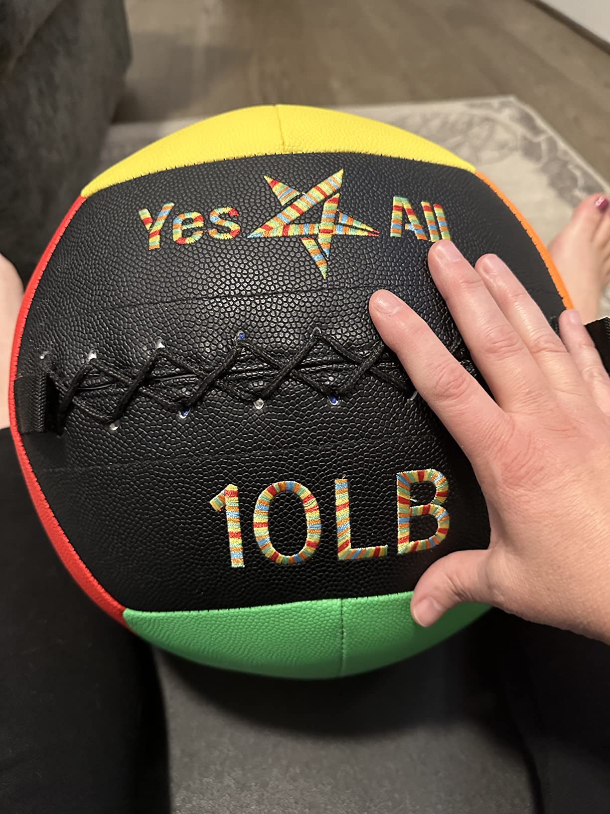 Yes4All Wall Ball, Soft Leather Weighted Iron Sand Ball for Dynamic Multifunctional Exercise, 6 LB - 30 LB customer photo 1