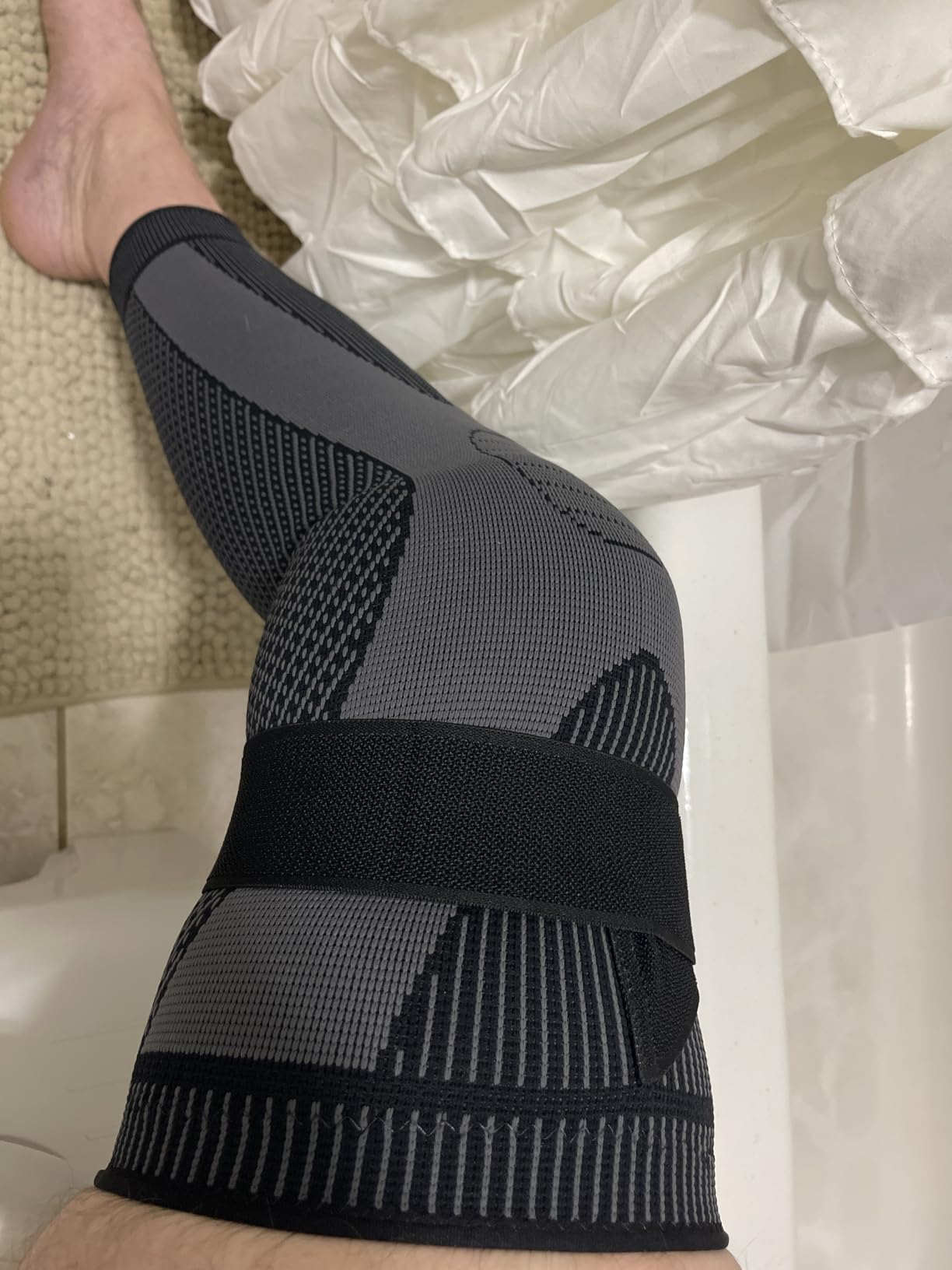 SKDK Full Leg Sleeves Long Compression Leg Sleeve Knee Sleeves Protect Leg, for Man Women Basketball, Arthritis Cycling Sport customer photo 1