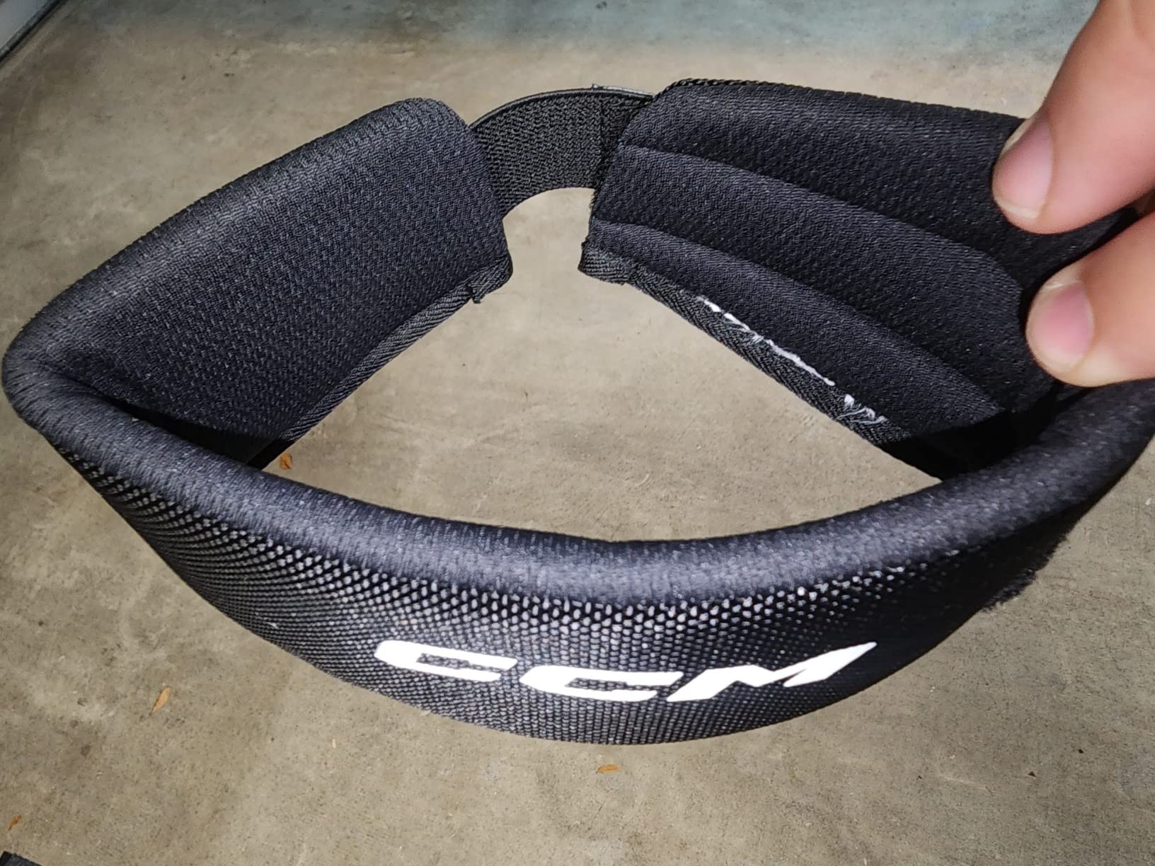 CCM Hockey 600 Cut Resistant Neck Guard customer photo 1