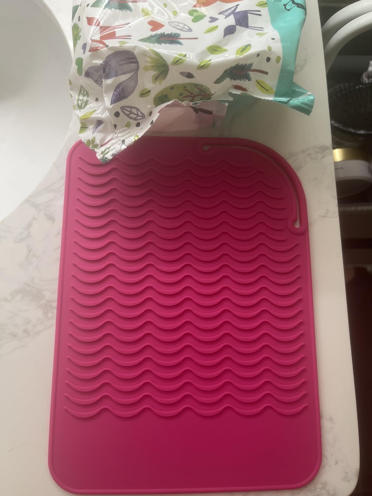 Heat Resistant Silicone Glove and Mat Set for Curling Iron, Hair Straightener, Flat Irons - 9