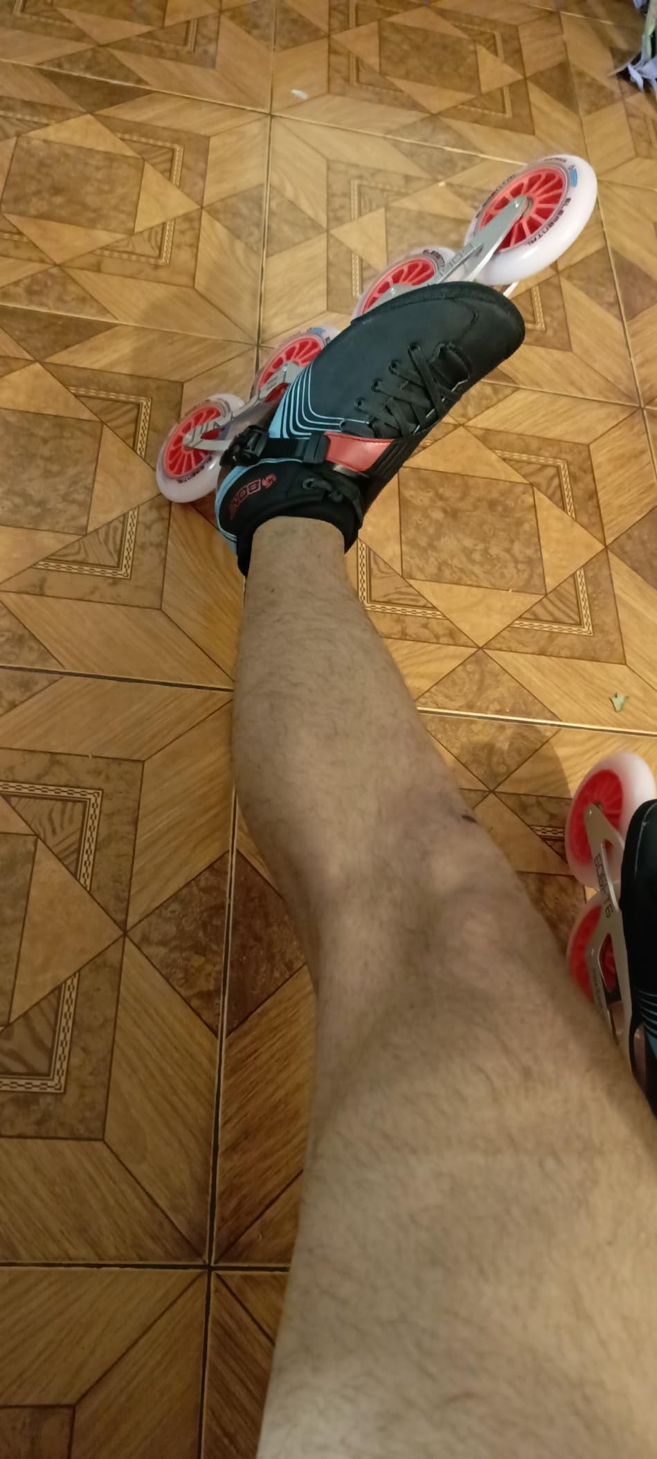 Bont GT4 Inline Speed Skates, Carbon Composite Racing Boots, 6061 T6 Aluminum Frame, Elemental 85A Wheels 100mm 110mm, ABEC5 Bearings customer photo 2