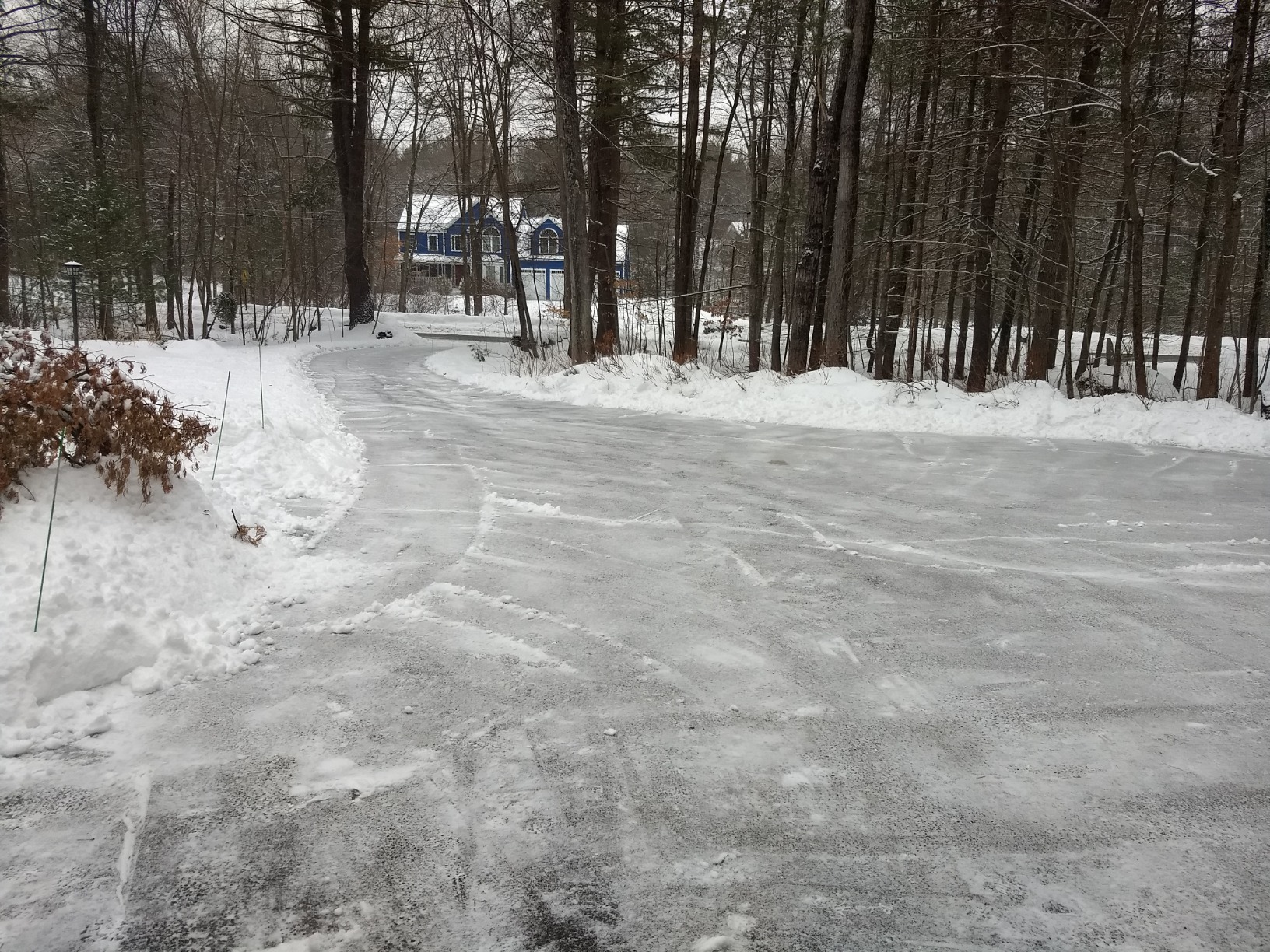 Marshalltown Polar Pusher 48 Inch Snow Pusher Shovel, Lightweight Non-Stick UHMW Blade Makes Plowing Snow Easy, Made in the USA, SNOWP48 customer photo 2