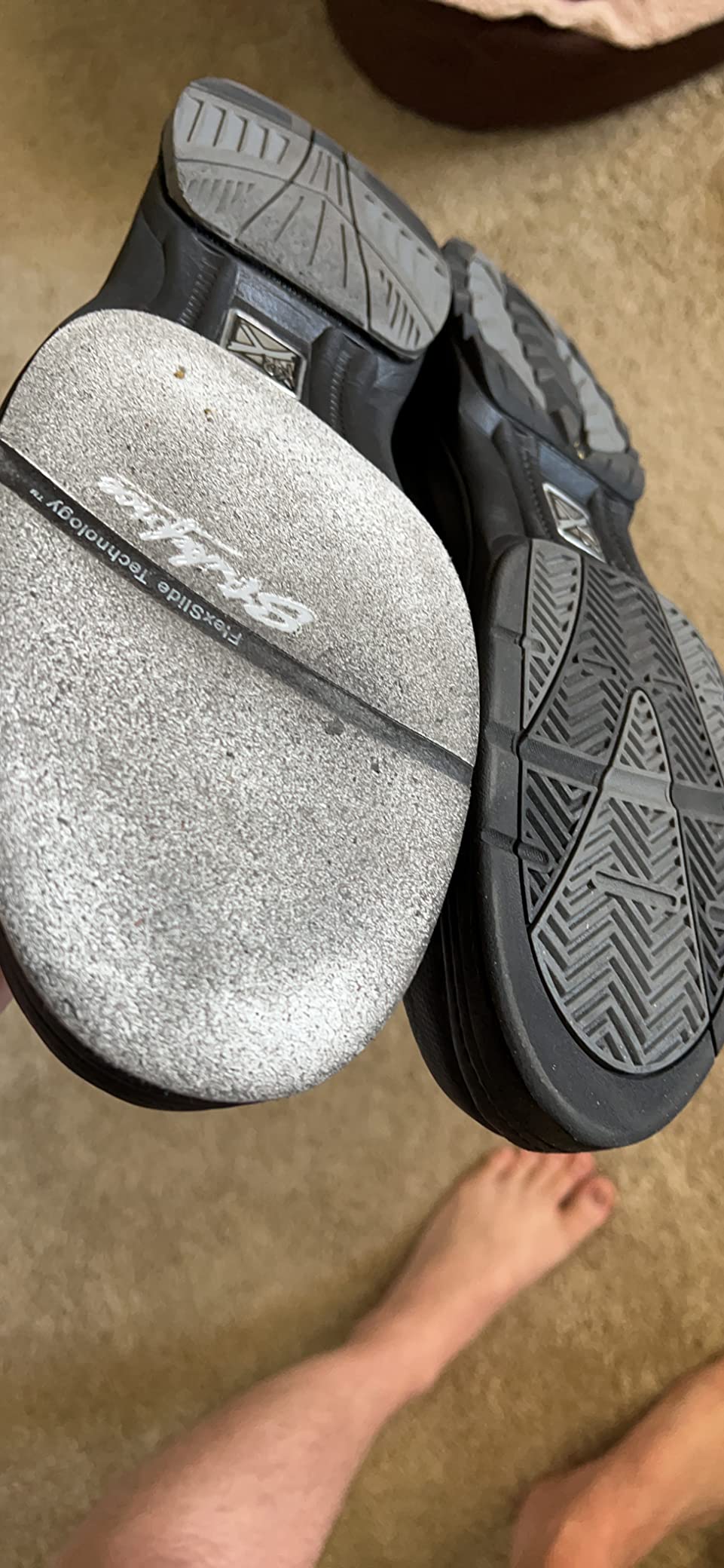 KR Strikeforce Epic Right Hand Only Mid-Performance Mens Bowling Shoe Comes with a Interchangeable Slide Pad on Left Shoe Only customer photo 2