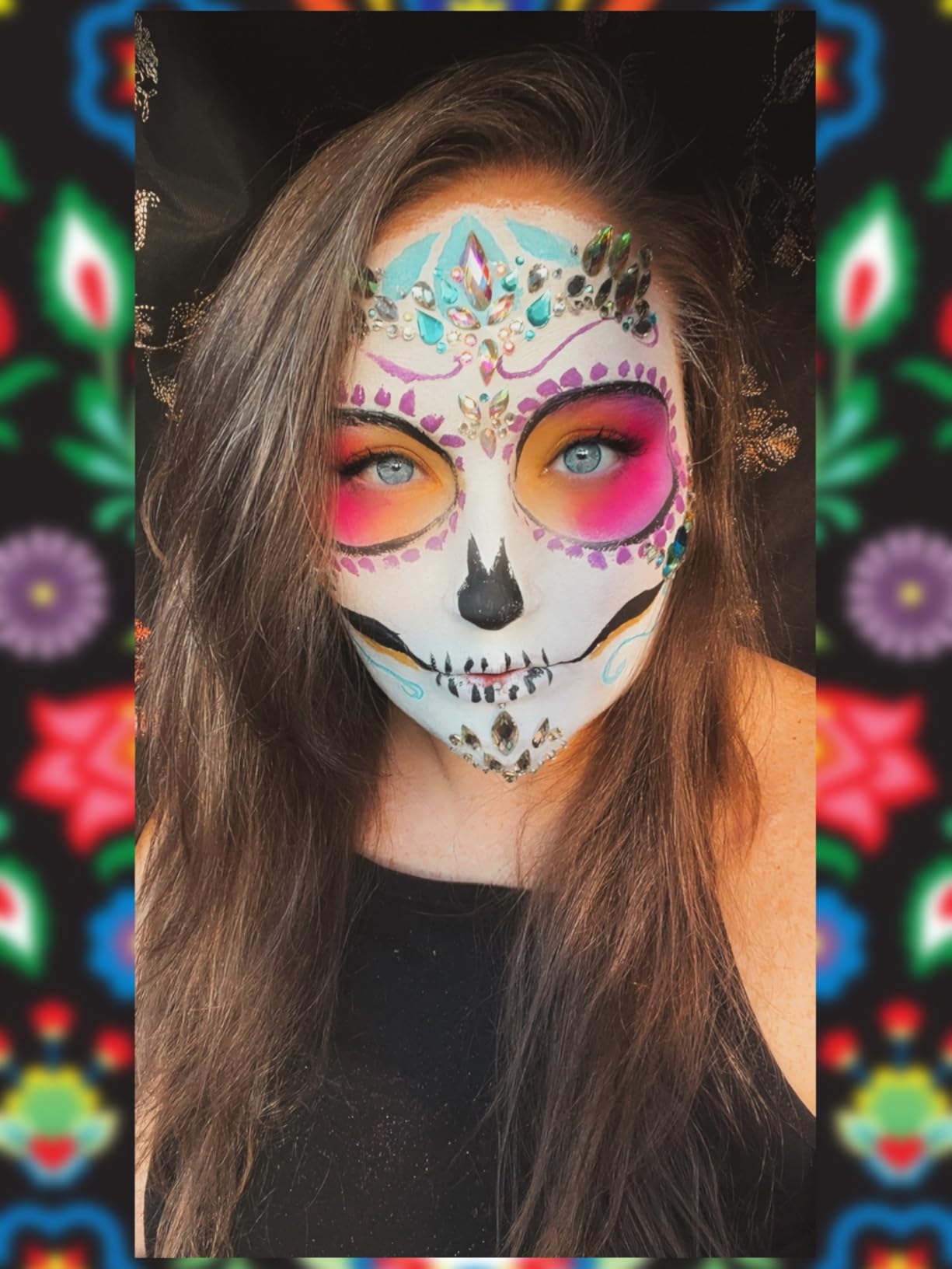 UCANBE Face & Body Paint, Water Activated SFX Makeup Palette - Extra Large White & Black Pan, Professional 18 Color Safe Non Toxic Art Painting Kit for Halloween, Cosplay, Parties, Theater & Stage customer photo 2