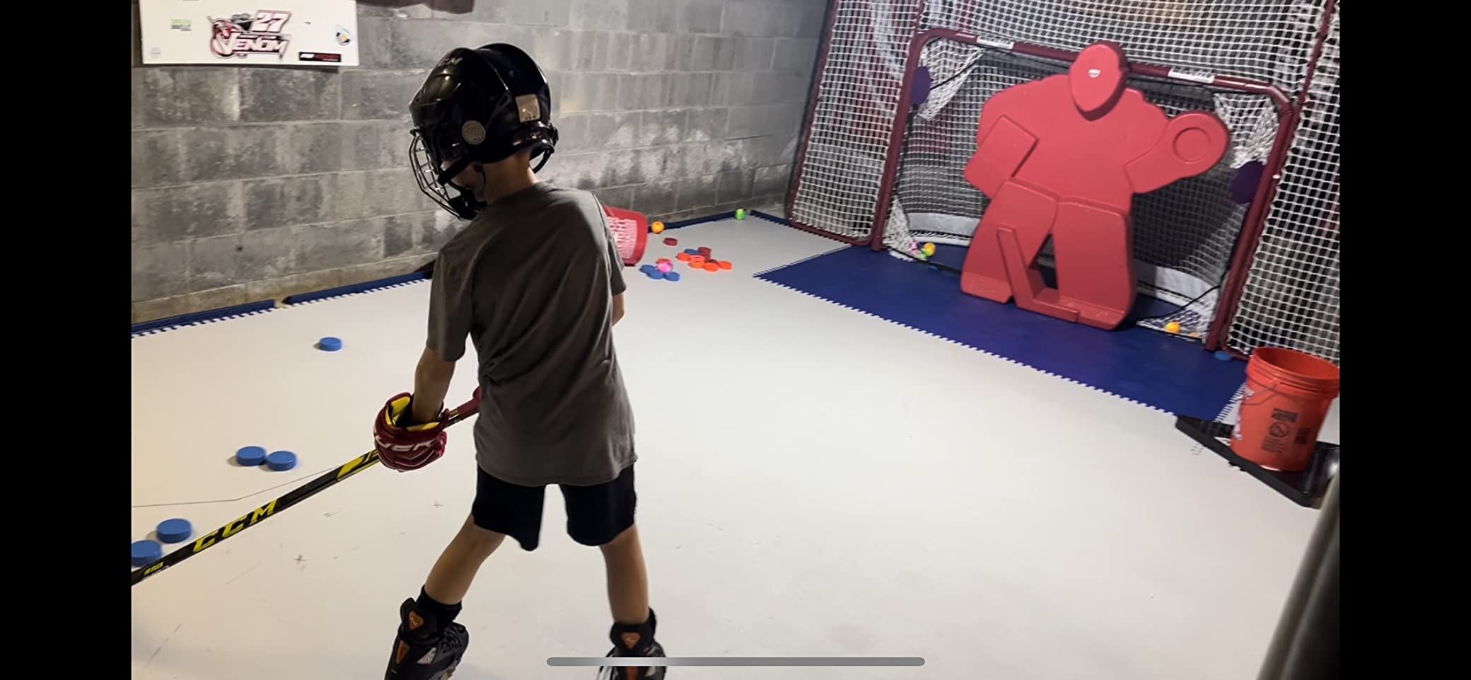 Skate Anytime Precision Dryland Hockey Tiles - Expandable Off-Ice Hockey Training Zones for Stickhandling, Passing & Shooting customer photo 1