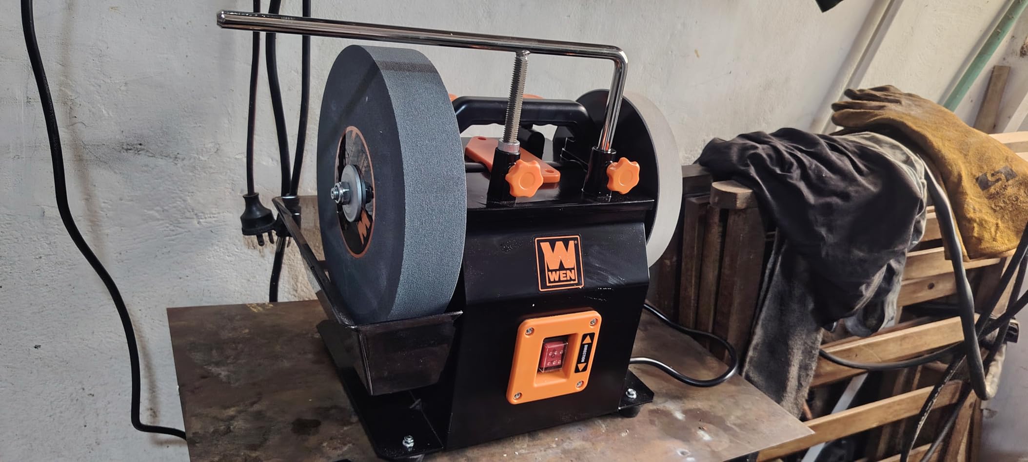 WEN BG4270T 10-Inch Two-Direction Water Cooled Wet/Dry Sharpening System customer photo 2