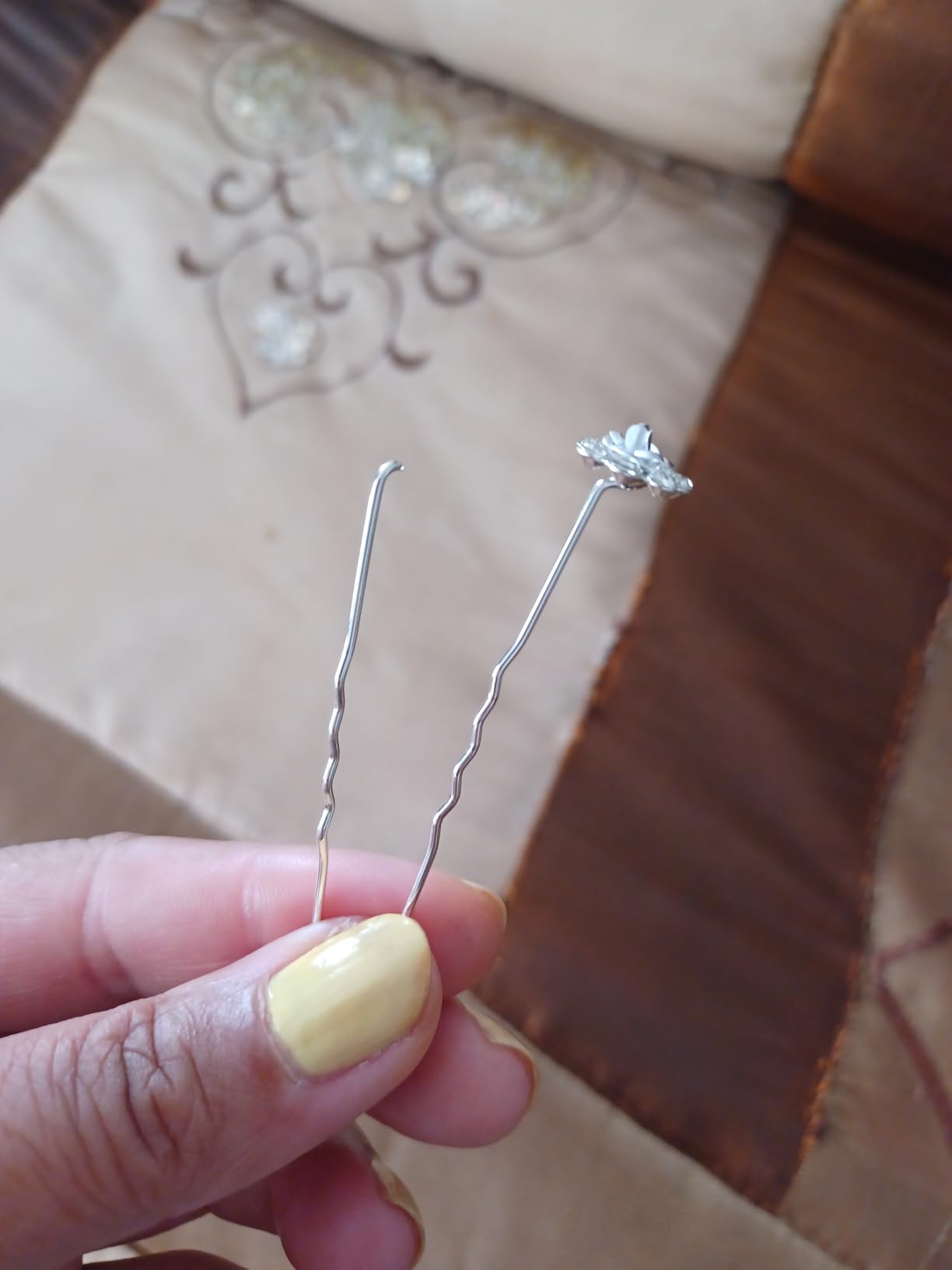 60 Pieces Bridal Wedding Hair Pins Silver Pearl Rhinestone Crystal Flower U Shape Clips Jewelry Hair Barrettes Prom Styling Decorations Accessories for Brides Bridesmaids Women customer photo 1