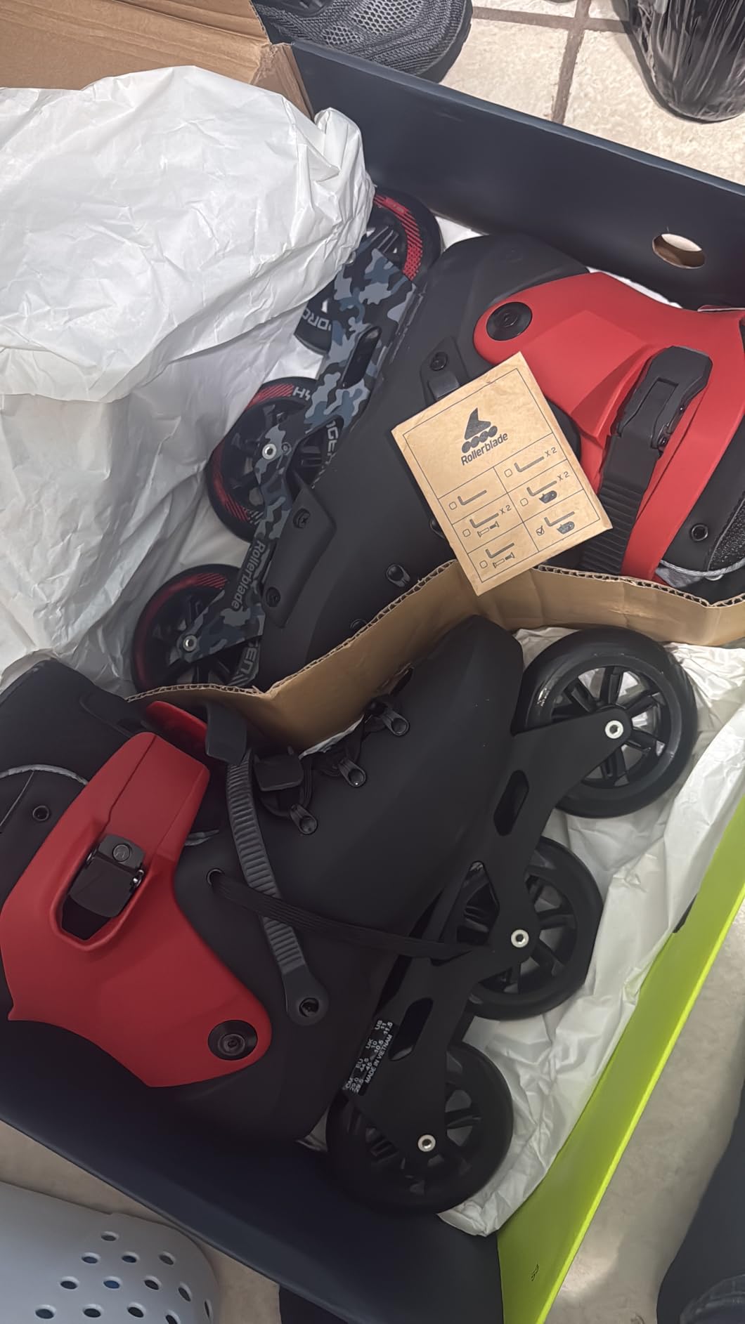 Rollerblade Twister 110 Unisex Adult Fitness Inline Skate, Black/Red, Urban Performance Inline Skates customer photo 1