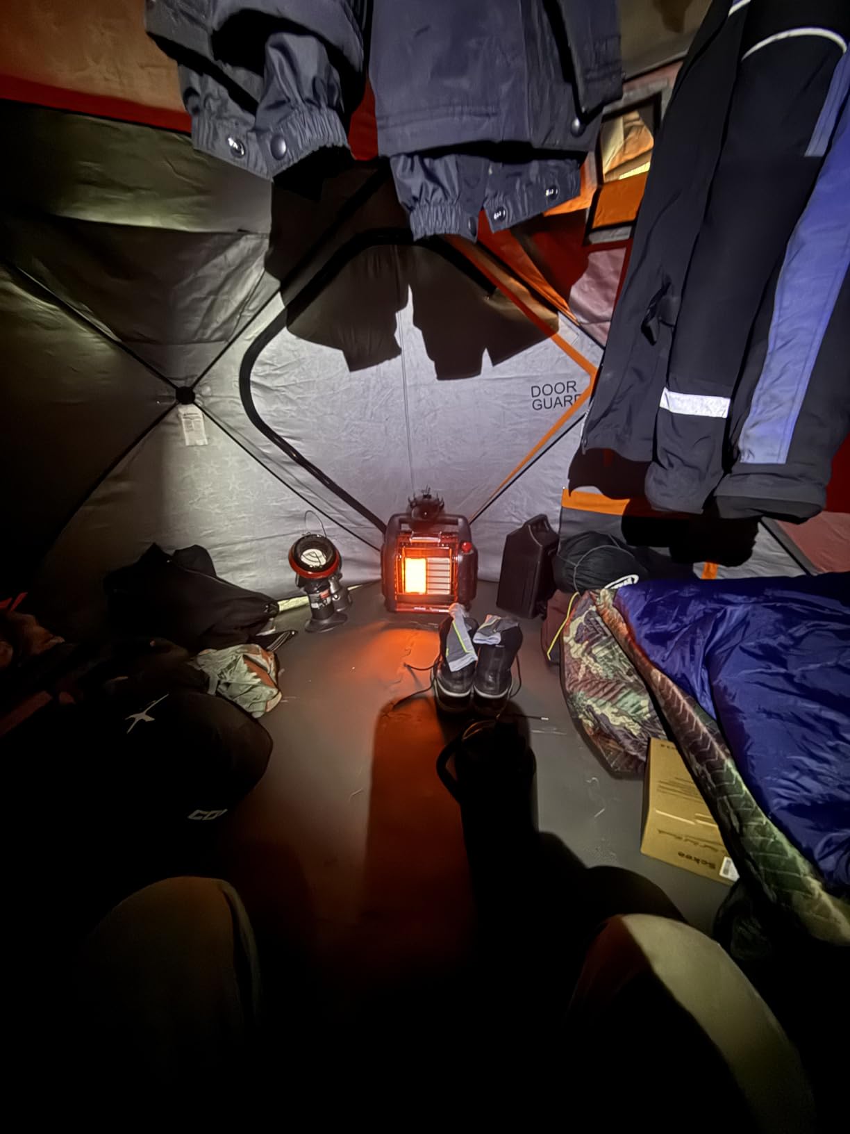 Nordic Legend Aurora Series Pop-Up Portable Ice Fishing Shelter (Aurora Double 4-6 Person Insulated) customer photo 1