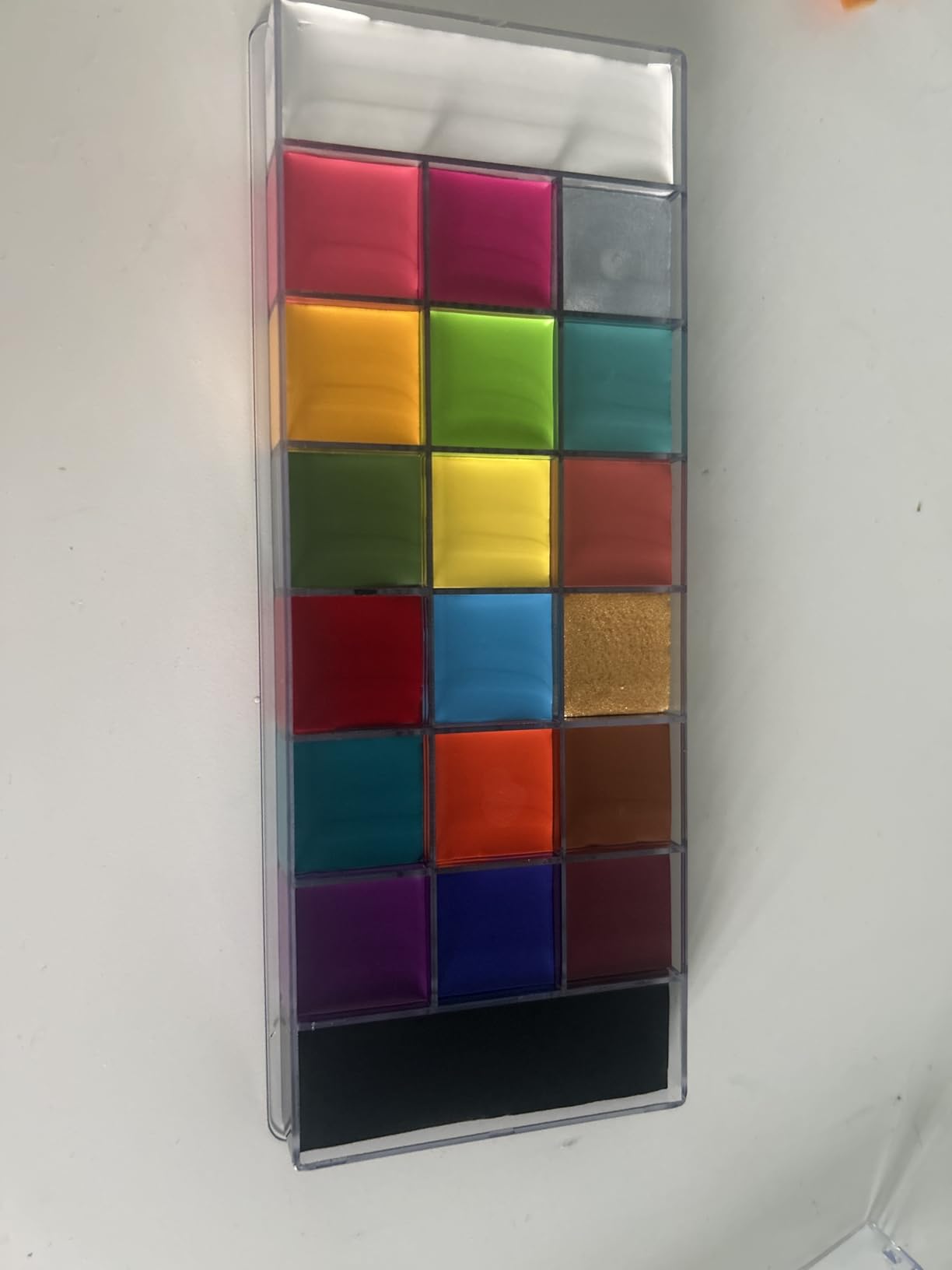 UCANBE Athena Face Body Paint Oil Palette + Translucent Setting Powder + 10PCS Brushes Set, Professional Non Toxic Face Painting Pallet Kit for Halloween SFX Cosplay Clown Makeup for Women Adults customer photo 1