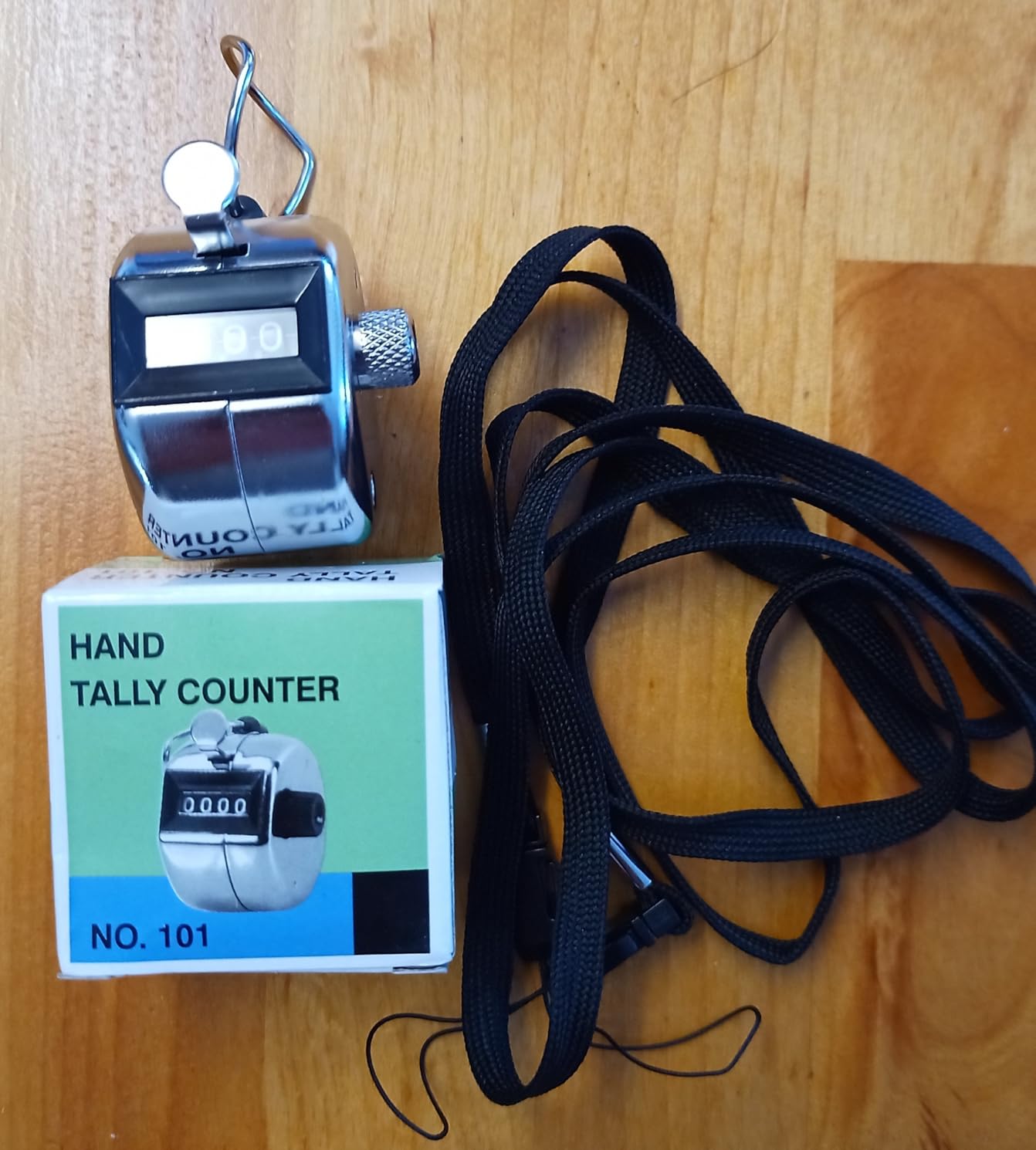 Oligei 2 Pack Metal Hand Counter Four-Digit Counter with Nylon Lanyard Silver Counter Click Counter Handheld Click Counter Digital Counting customer photo 2