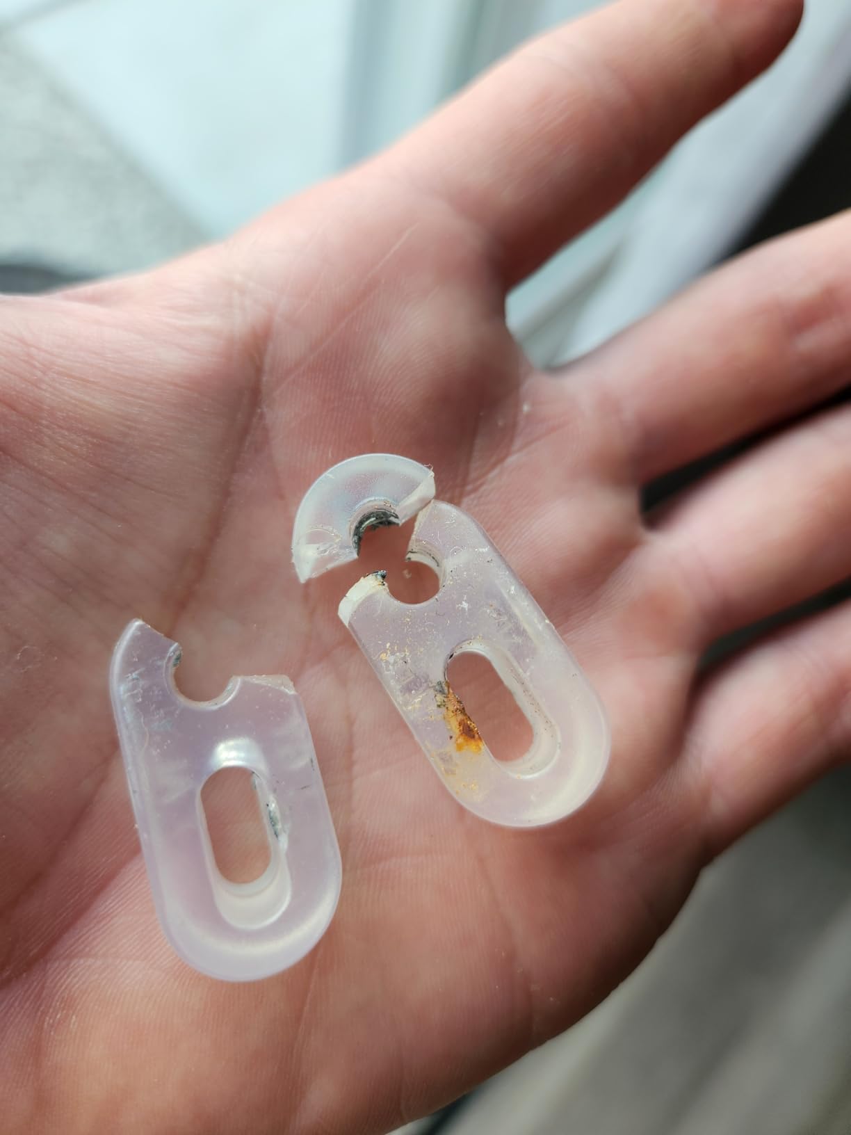 Ronin X Hockey Visor with Anti Fog and Anti Scratch Coating - Impact Resistant - Universal Helmet Fit with Premium Mounting Hardware Included - CE Certified customer photo 2