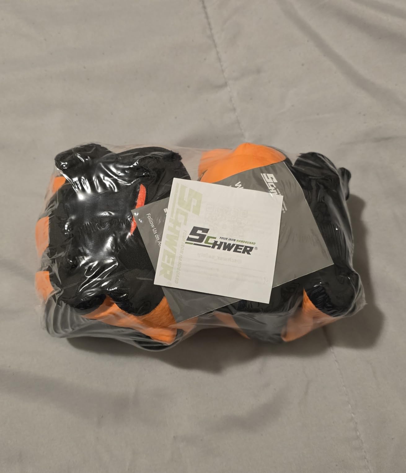 Schwer 2 Pairs FreezeGuard Winter Work Gloves, ANSI A2 Cut Resistant Freezer Gloves for Outdoor Cold Weather Keep Hands Warm, Waterproof Gloves for Shoveling Snow, Ice Fishing customer photo 1