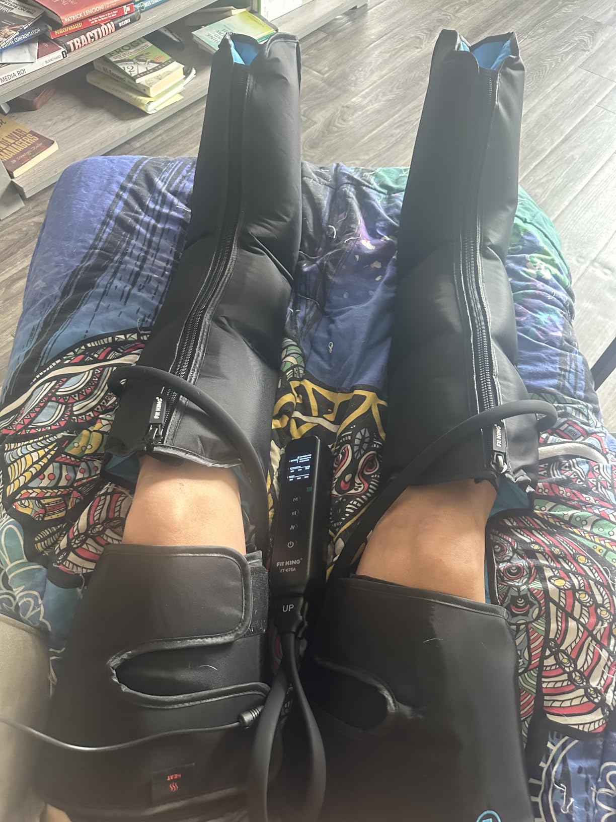 FIT KING Air Compression Leg Massager with Heat and Compression for Circulation and Pain Relief, Full Leg & Foot Massager for Swelling Edema RLS with Pressure Sensor LCD Display for Dad Mom Wife customer photo 1