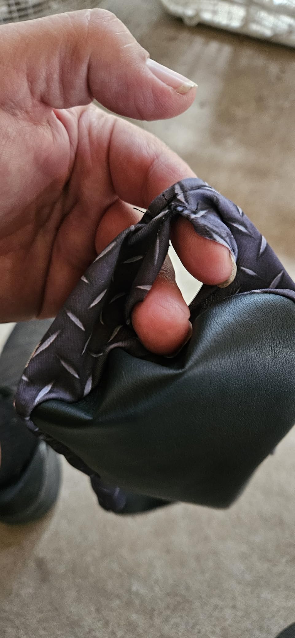 Hammer Bowling Products Diamond Shoe Covers L/XL, Black customer photo 2