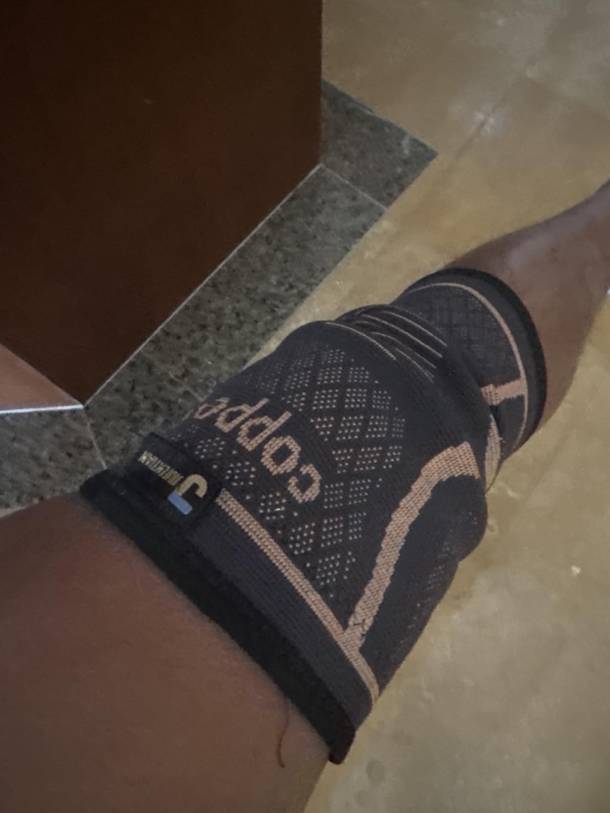 Copper Knee Braces for Men and Women (2 pack) -Knee Supports Copper Compression Knee Sleeve for Knee Pain, Arthritis, Sports and Recovery Support customer photo 1