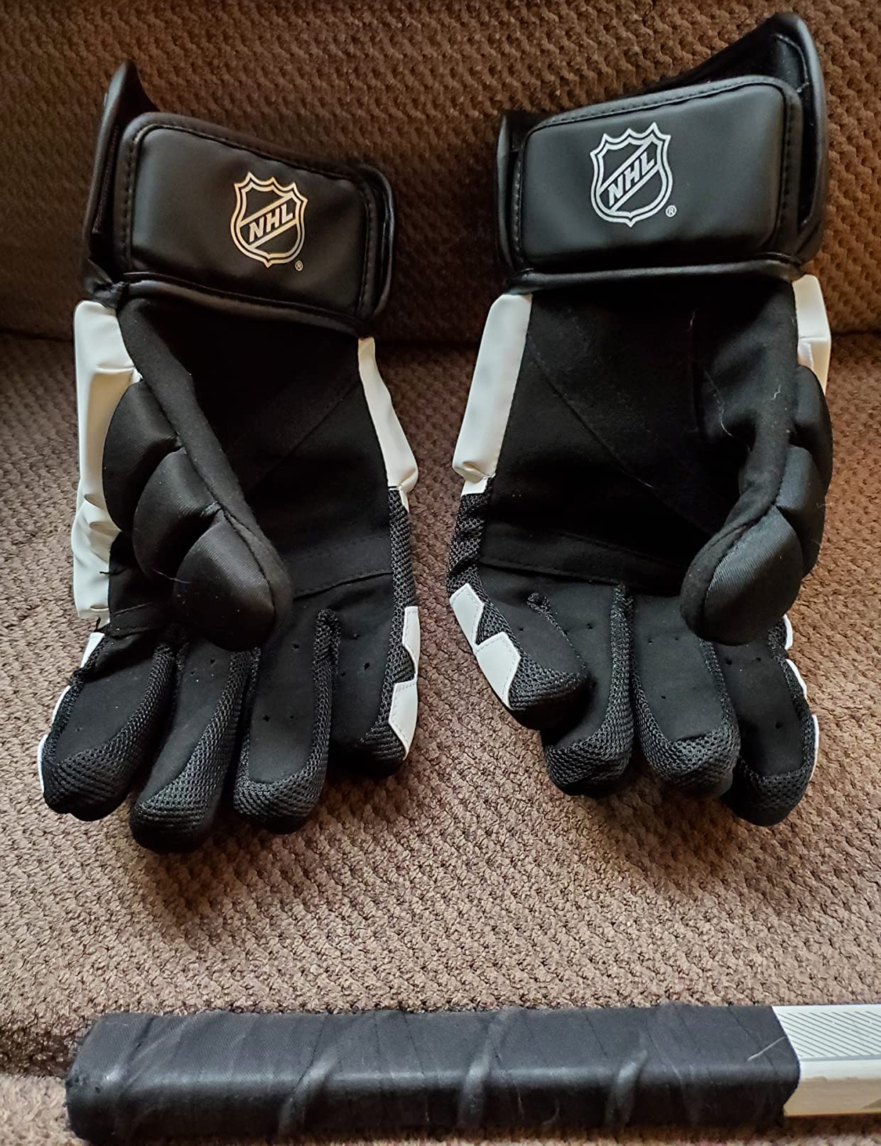 Franklin Sports NHL Street Hockey Gloves - Senior Lightweight Outdoor Roller + Street Hockey Gloves - 13