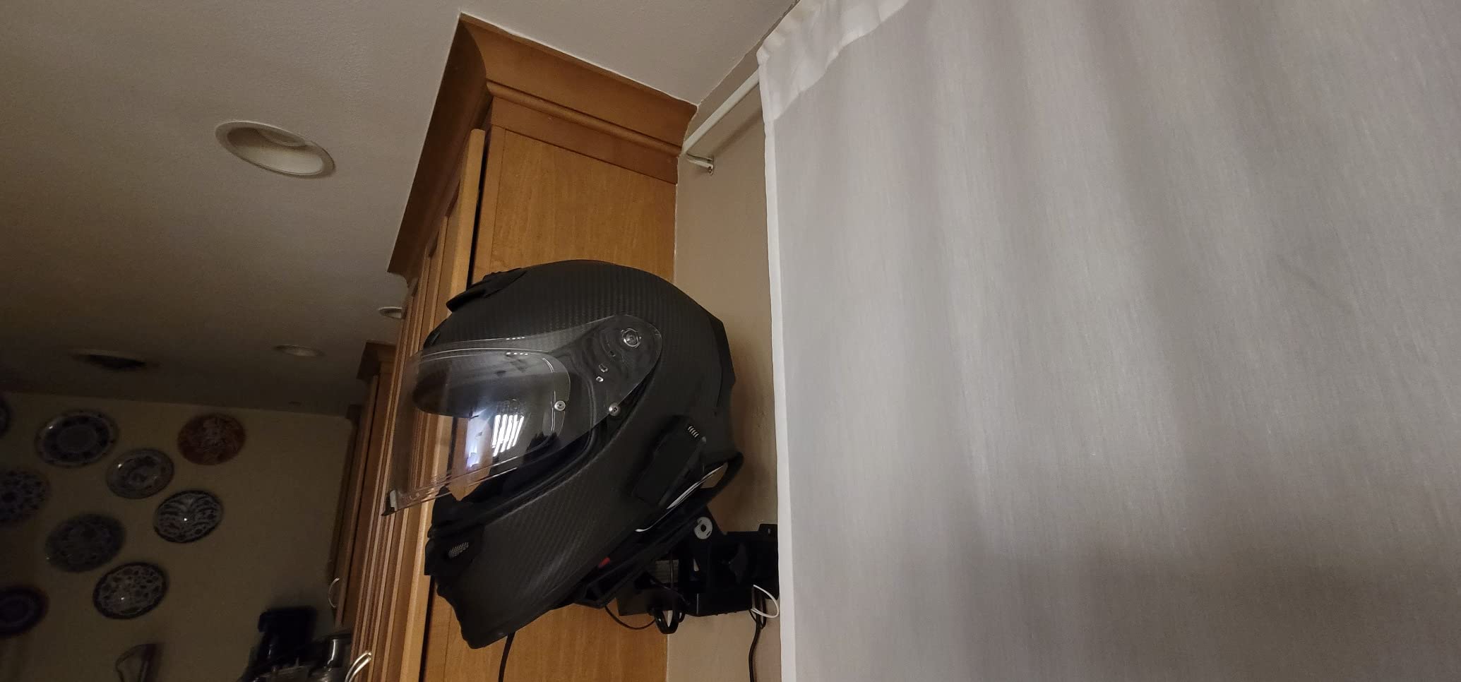 HUCK Helmet Dryer Helmet Holder Display Stand Wall Mount Hanger Rack with Ventilation Fan for Motorbike Helmets, Racing Suit, Gloves (Ventilated, USB Connector, Black) customer photo 1