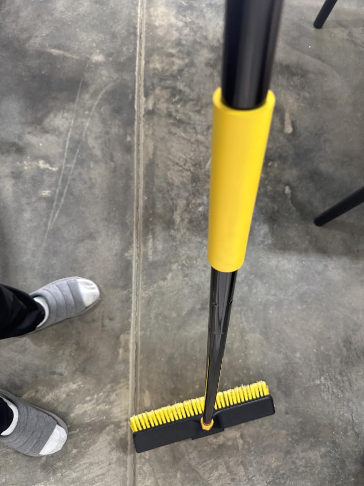 Yocada 18 Inch Push Broom Heavy-Duty Outdoor Commercial Broom Brush Stiff Bristles for Cleaning Patio Garage Deck Concrete Wood Stone Tile Floor 65.3 inch Long customer photo 1