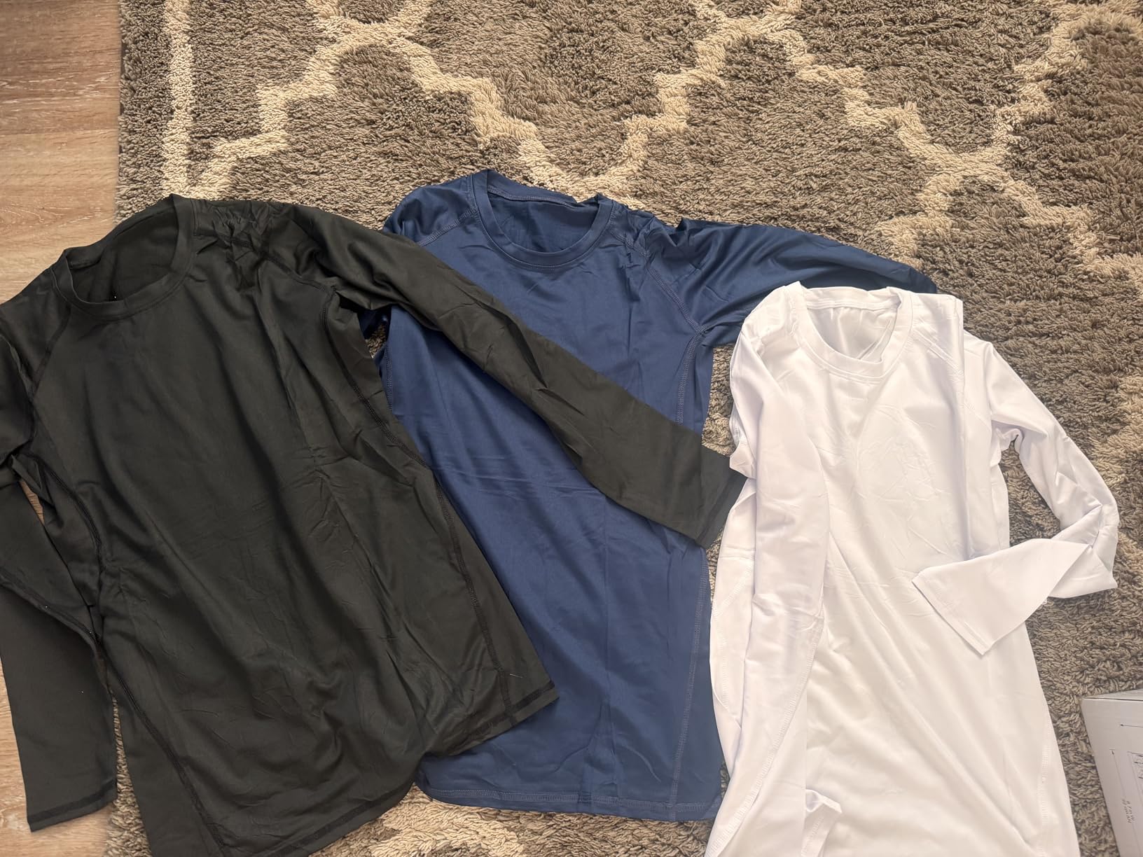 TELALEO 4, 3, 2 Pack Boys' Girls' Compression Shirts Youth Long Sleeve Undershirt Sports Moisture Wicking Baselayer customer photo 1