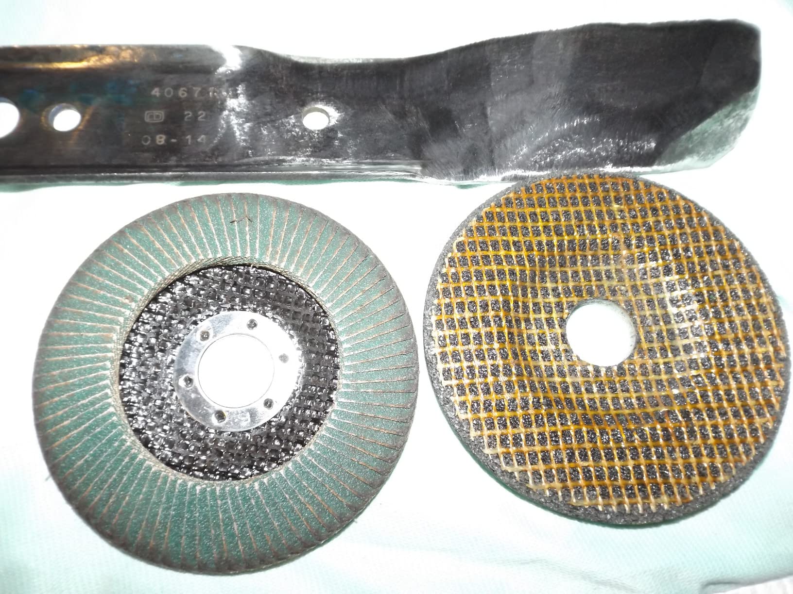 SALI 25 Pack 4-1/2 Inch Grinding Wheels for General Purpose Metal & Stainless Steel customer photo 1