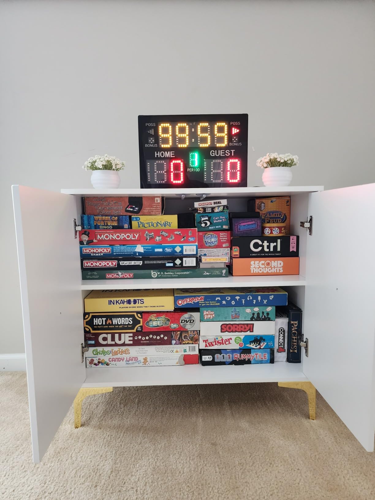 YZ Battery Powered Electronic Basketball Scoreboard Timer Clock with Buzzer, Portable Tabletop Digital Scoreboard with Remote, Wall-Mounted Professional Score Clock Score Keeper for Multisports customer photo 1