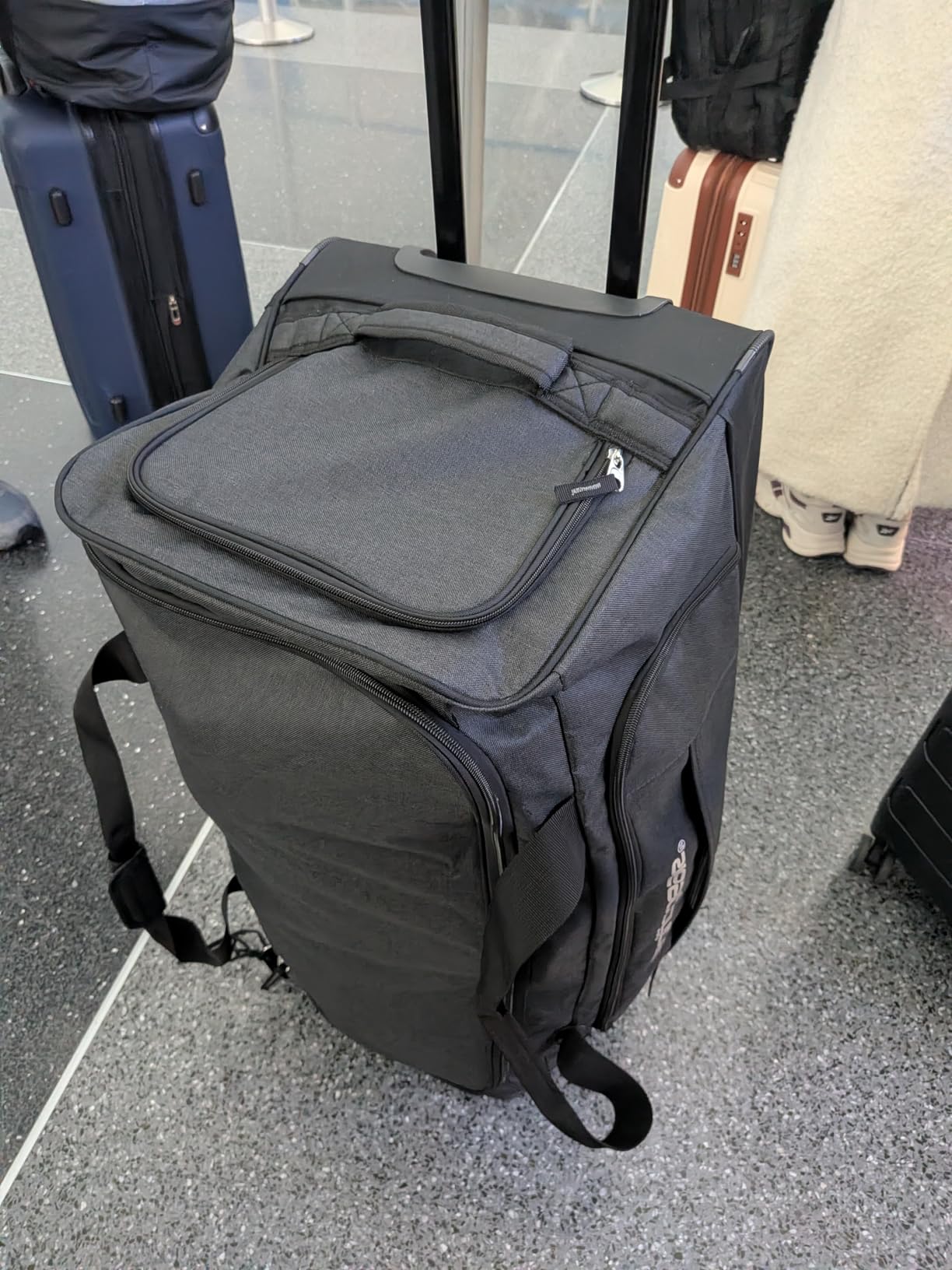Pacific Gear Duffel Bag with Rolling Wheels customer photo 1