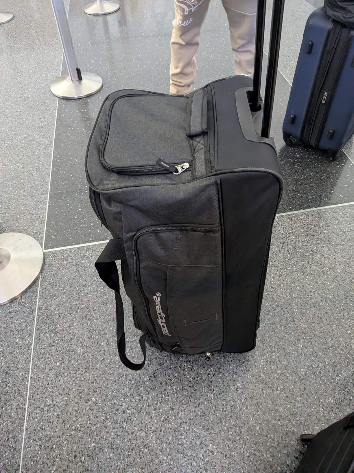 Pacific Gear Duffel Bag with Rolling Wheels customer photo 2
