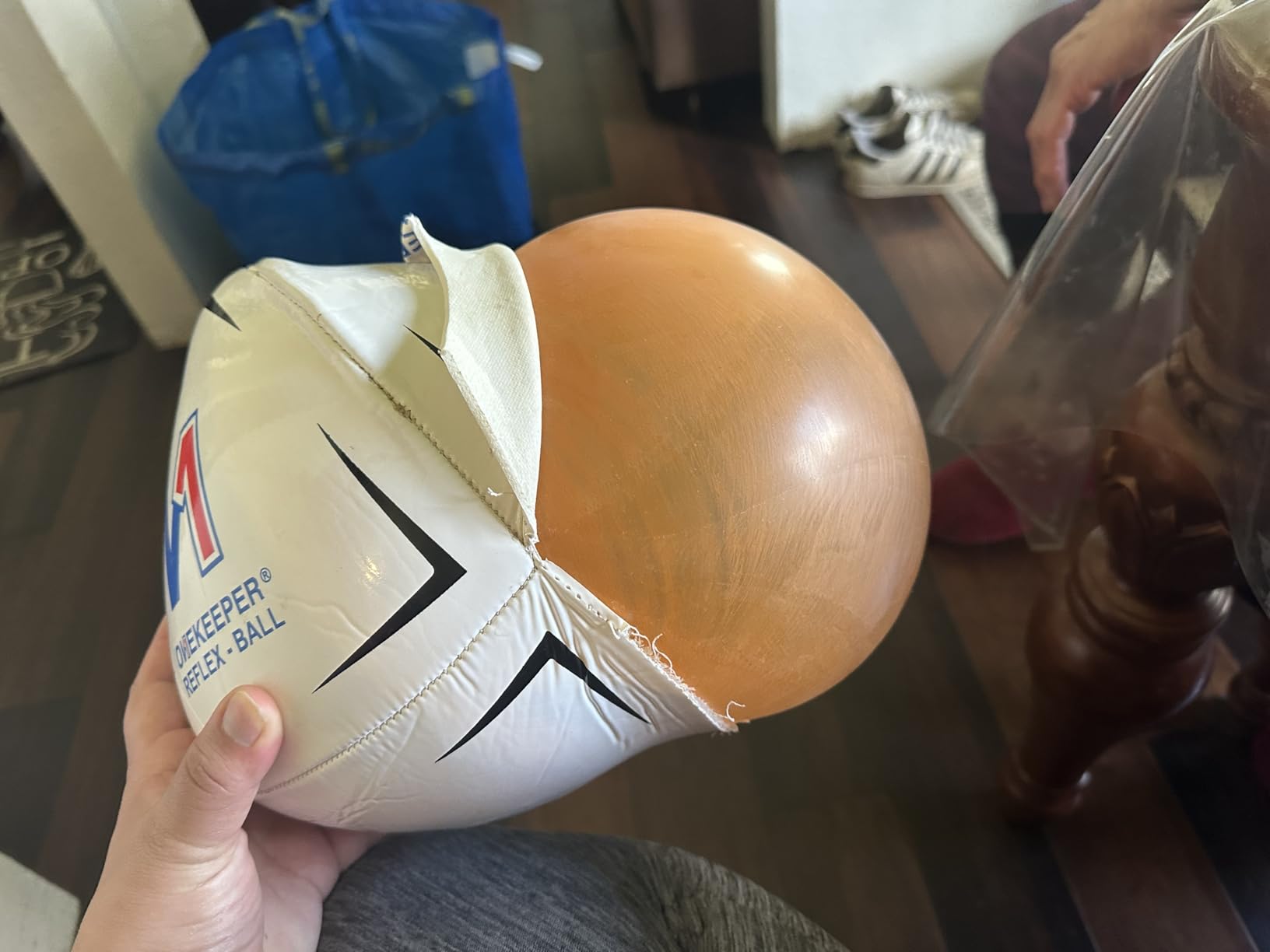 ONEKEEPER Soccer Reflex & Reaction Ball - White, Orange, Blue, Pink, and Fluo Yellow, Agility and Coordination Training for Kids and Juniors (Pump Not Included) customer photo 1