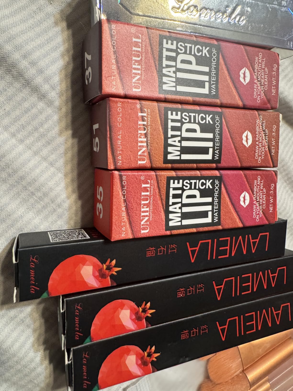 132 Color All- In- One Makeup For Women Full Kit,Professional Makeup Kit,Makeup Gift Set for Women,Girls&Teens,Include eyeshadow/lipstick/concealer/Lip Gloss/Eyeliner/Mascara customer photo 2