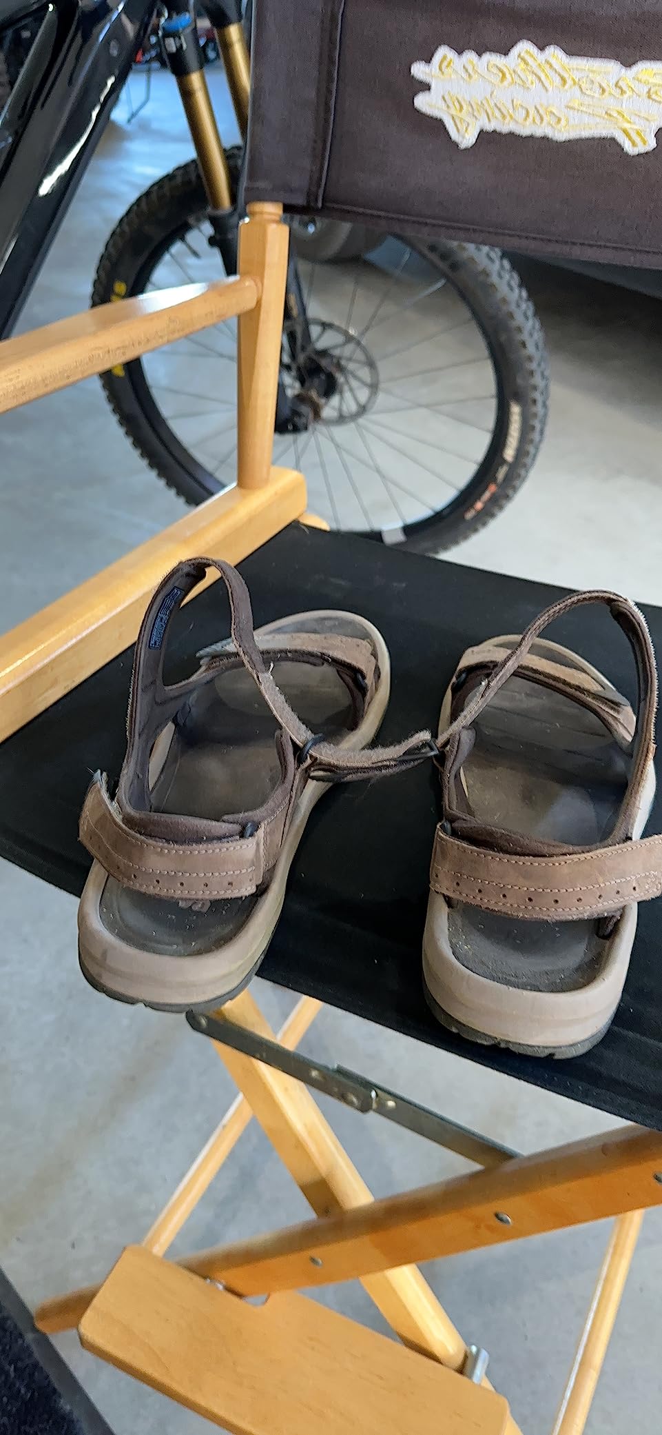 Nonaste Odor Eliminating Spray for Shoes, Gym Bags, Sports Gear & Yoga (16 Oz, Pack of 1) | Long-Lasting Fabric Refresher with Enzymes | Shoe Deodorizer & Gym Bag Deodorizer, Fabric-Safe customer photo 1