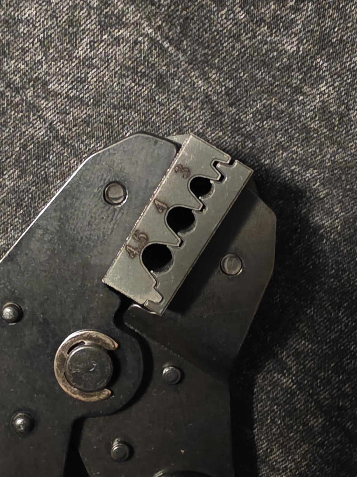 Aglet Crimping Tool, Shoelace Aglets Tool，Aglets For Shoelaces, Repair Shoe Lace Tips Replacement End Comes With 160pcs Metal Aglets Installation Tool 3/4/4.5 customer photo 2