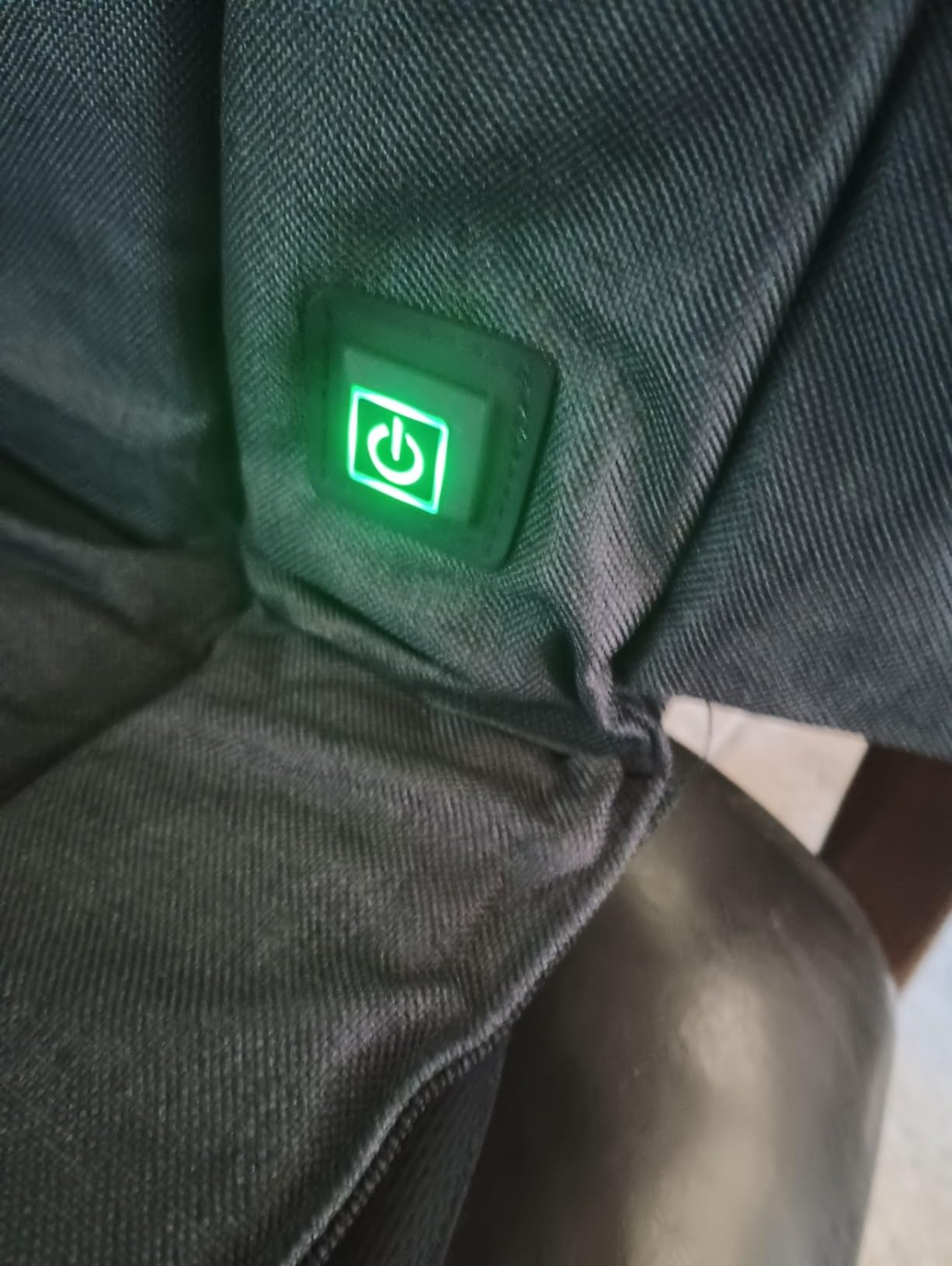 Heated Stadium Seat Cushion Pad Cordless Rechargeable 149F USB Battery Heated Bleacher Cushion Portable Heating Pad with Backrest Heating for Outdoor Camping, Fishing - 3 Heat Settings (NO Power Bank) customer photo 2