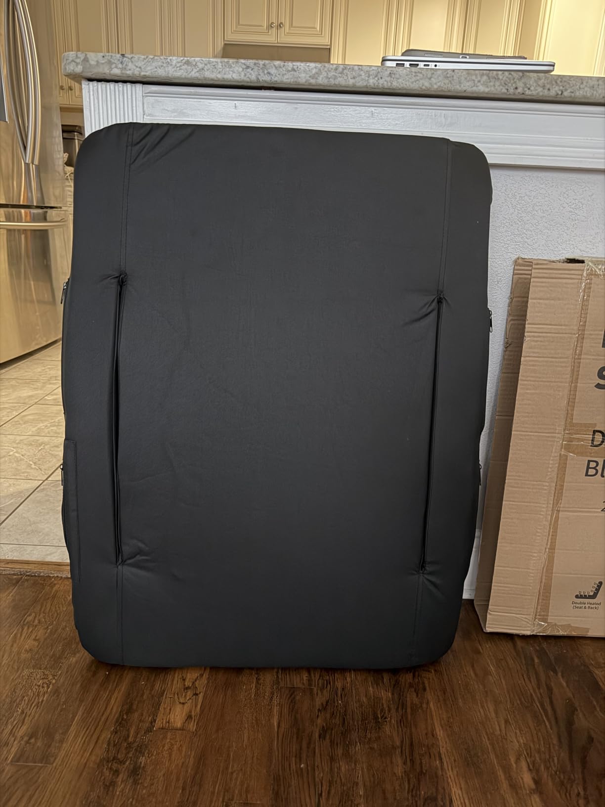 Suteck Dual-Side Heated Stadium Seats with Back Support, Wide Portable Stadium Chair, Foldable Bleacher Chair W/USB 3-Level Heating, 5 Storage Pockets for Outdoor Bleachers Camping Games customer photo 2