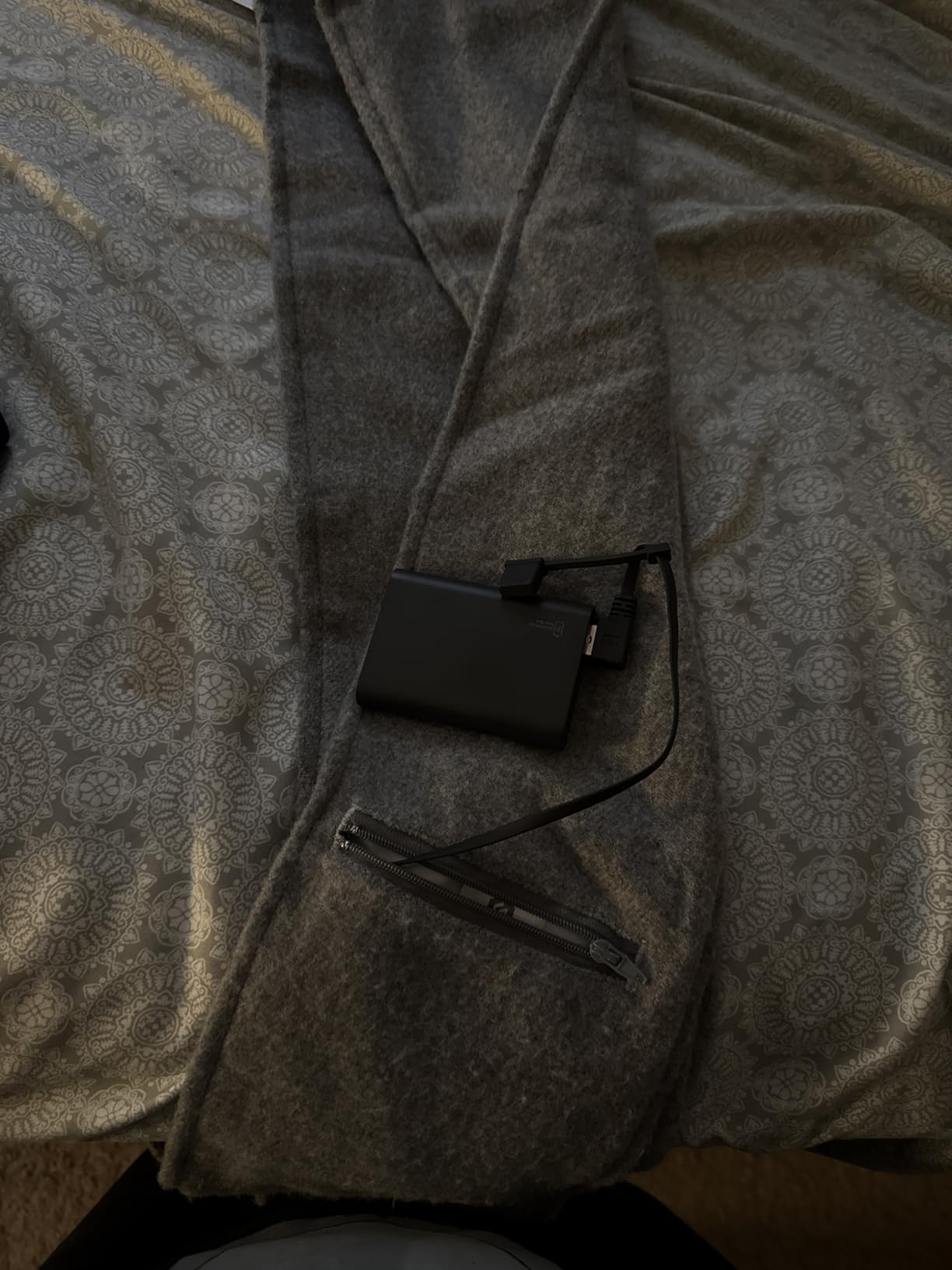 Genovega Heated Scarf for Women Men Recahrgeable Electric Intelligent Heating Scarves Neck Body Warmer portable Heated Shawl Wraps Thermal for Winter Cold Weather Outdoor Trave Must Have Black customer photo 2