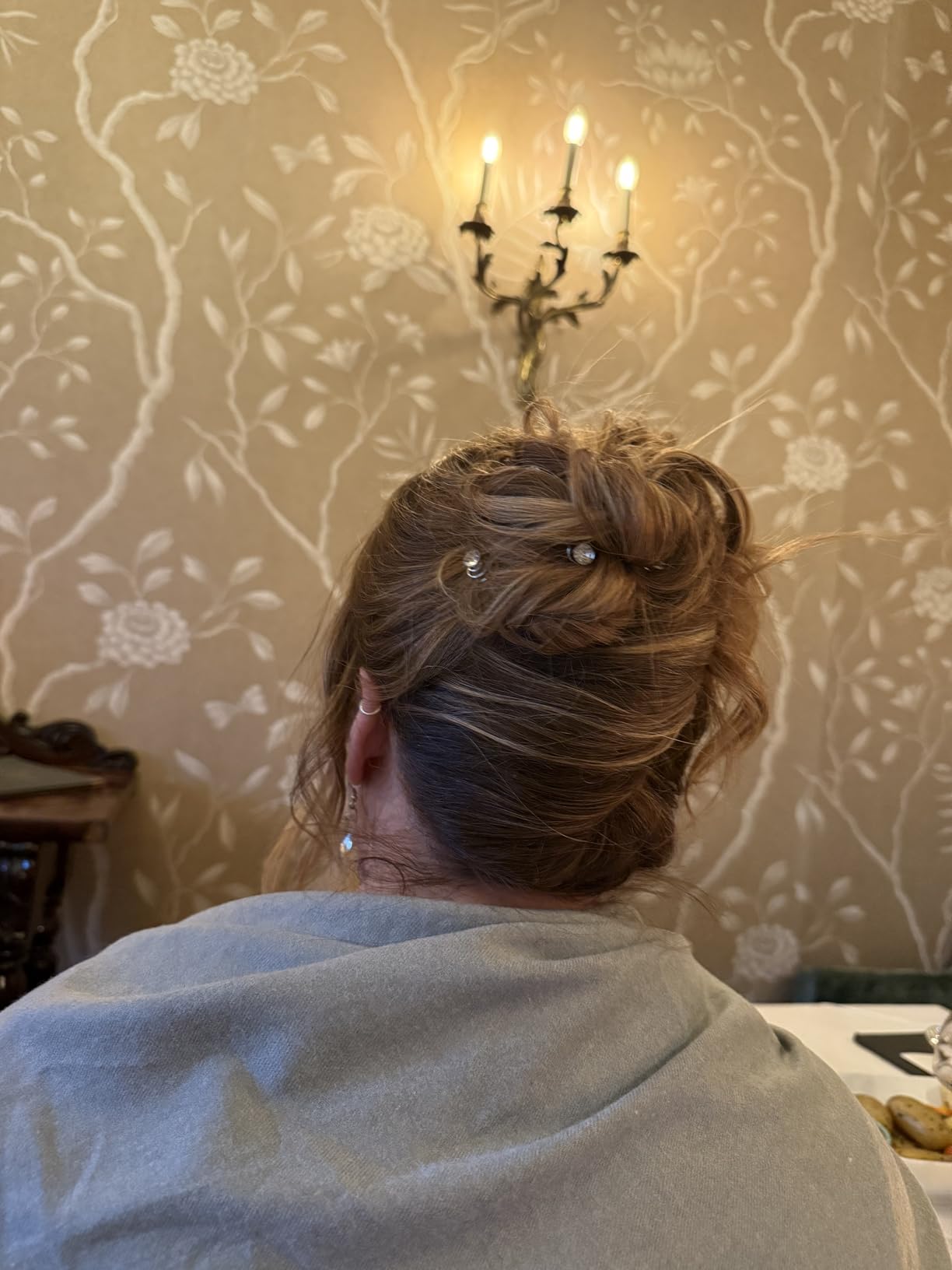 60 PCS 4 Shapes Gems Rhinestone Twister Hair Studs Set Diamond Spiral Pearl Flower Jewels Hair Pins Sticks for Wedding, Bridal, Prom, Party and Special Occasion, Butterfly customer photo 2