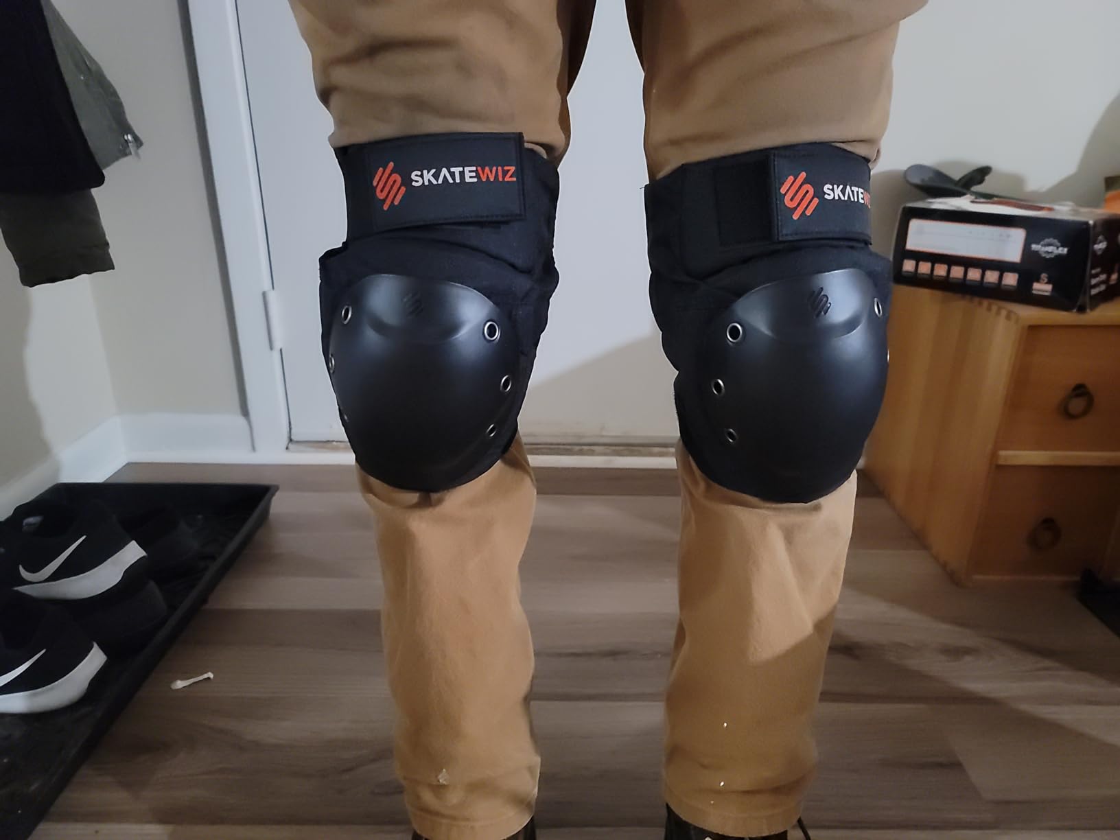 SKATEWIZ Knee and Elbow Pads Adult - Skating Protective Gear Adult - Shield - Size M/L Lavender Blue - Skateboard Pads with Wrist Guards for Inline Skates, Roller Skate - Ice Skates for Women customer photo 2