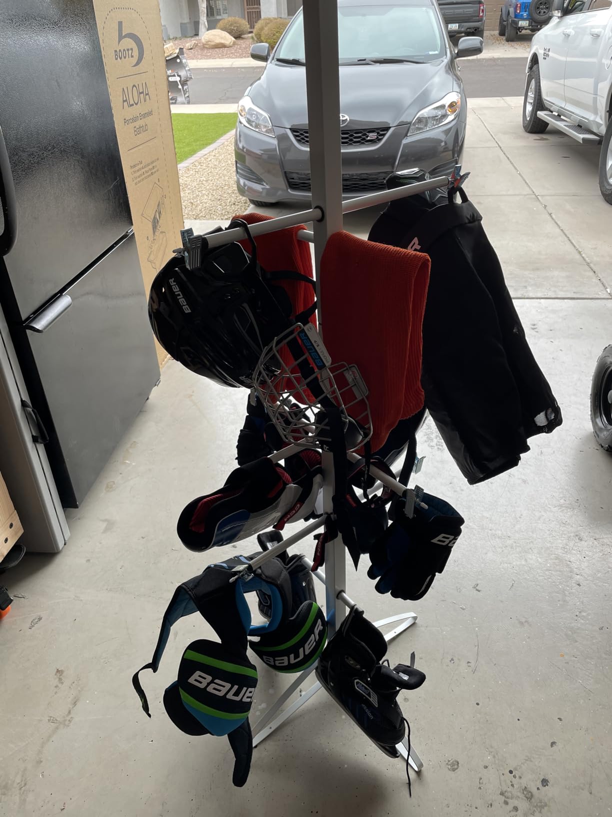 Hockey Gear Dryer Rack - Heavy Duty Metal Sports Equipment Drying & Storage Stand for Hockey, Football, Lacrosse Gloves, Pads, Helmets - Vertical Space-Saving Organizer customer photo 1