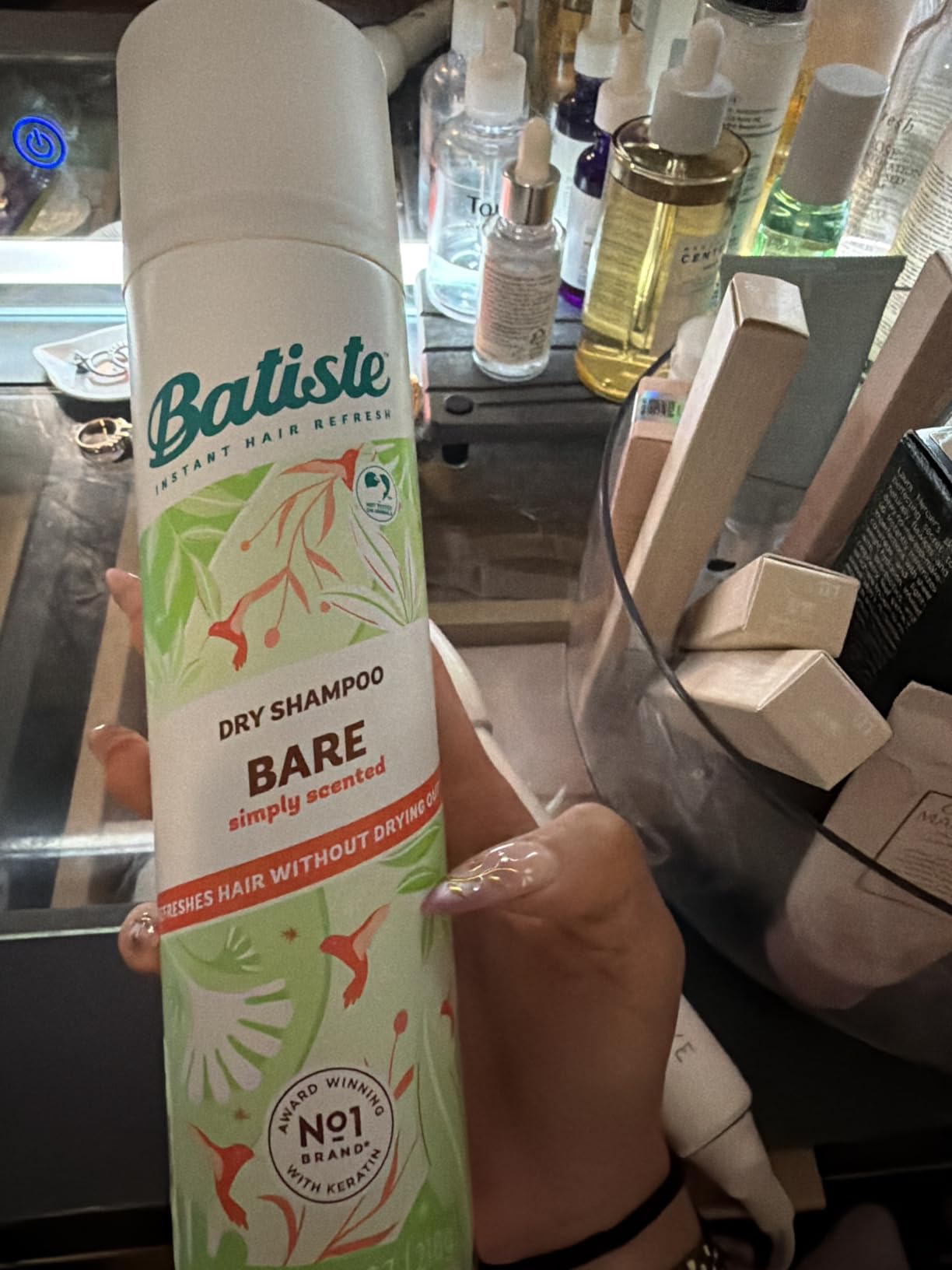 Batiste Dry Shampoo, Bare Fragrance, Refresh Hair and Absorb Oil Between Washes, Waterless Shampoo for Added Hair Texture and Body, 5.71 oz customer photo 1