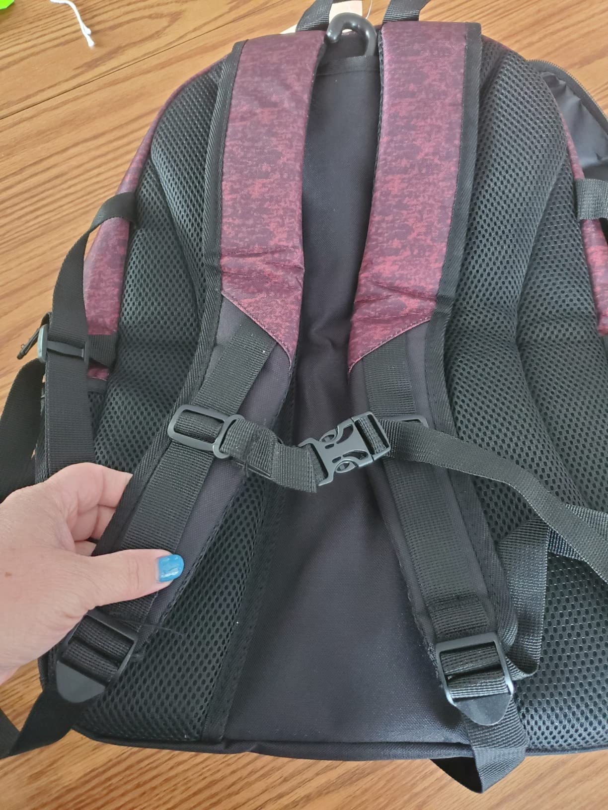 Goloni Lacrosse Equipment Backpack with Two Sticks Holder and Separate Cleats Compartment Field Hockey Bag customer photo 2