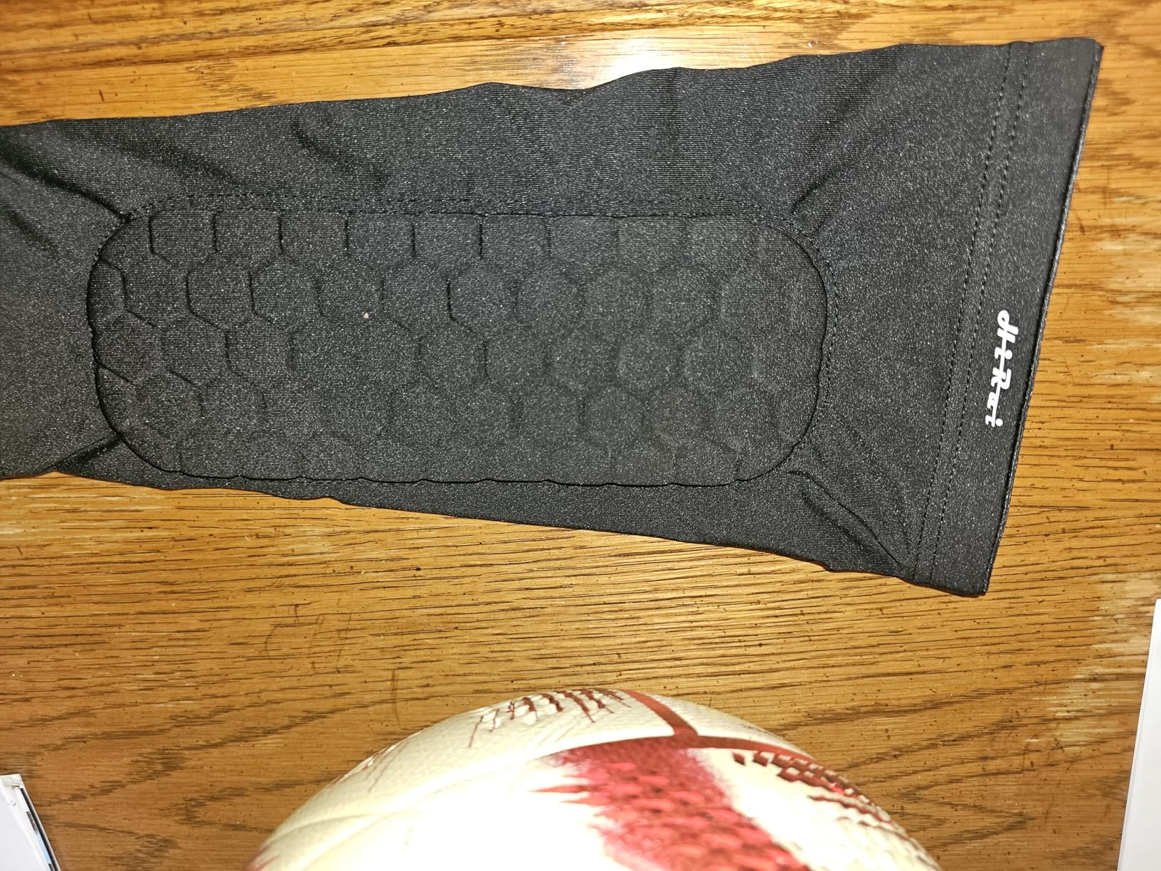 Soccer Shin Guards Shin Pads for Kids Youth Adult, Calf Compression Sleeve with Honeycomb Pads, Support for Shin Splint Baseball Boxing Kickboxing MTB customer photo 2