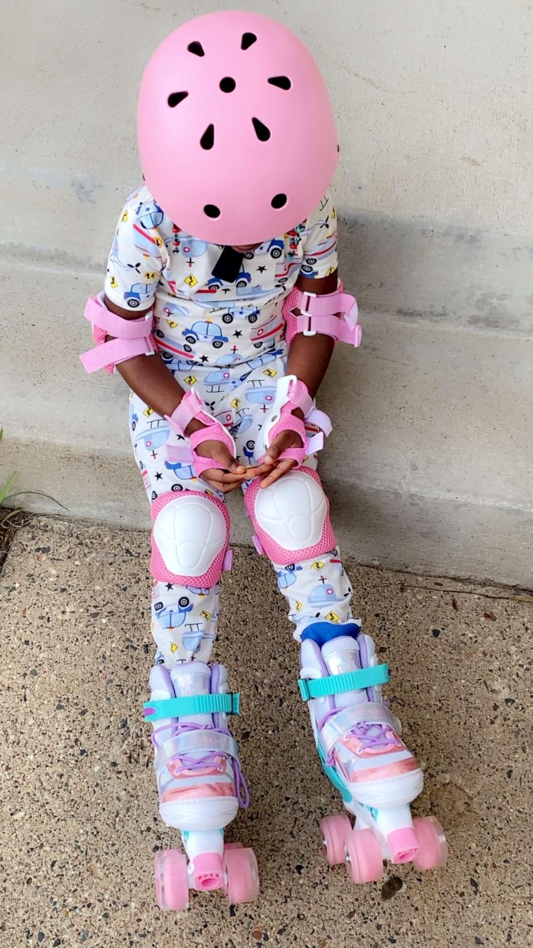 Kids Helmet Set with Knee Pads Elbow Pads Wrist Guards - Adjustable for Toddler Ages 3-14 Years customer photo 1