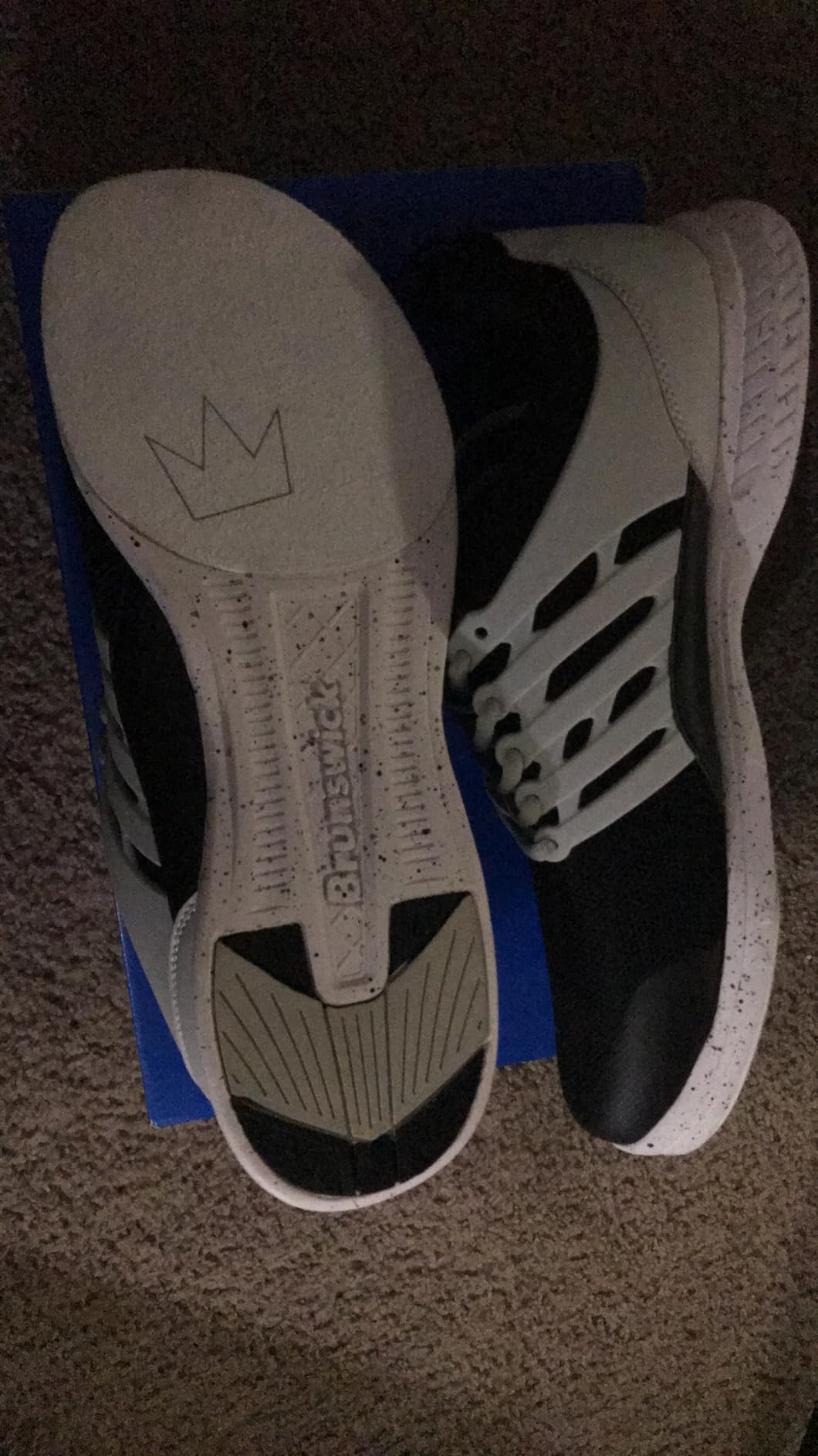 Brunswick Avalanche Mens Bowling Shoes customer photo 1